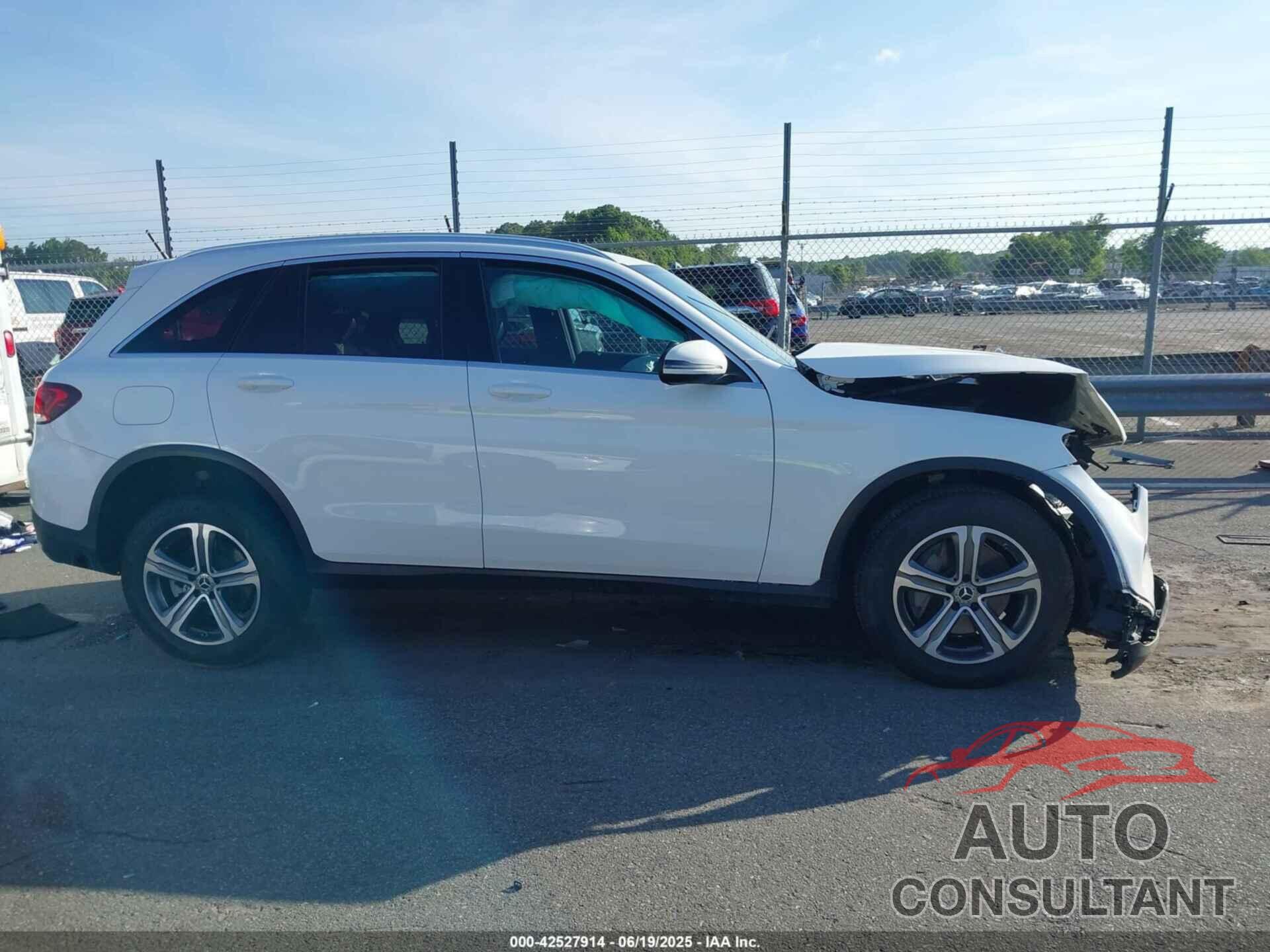 MERCEDES-BENZ GLC 300 2020 - WDC0G8DB9LF741118