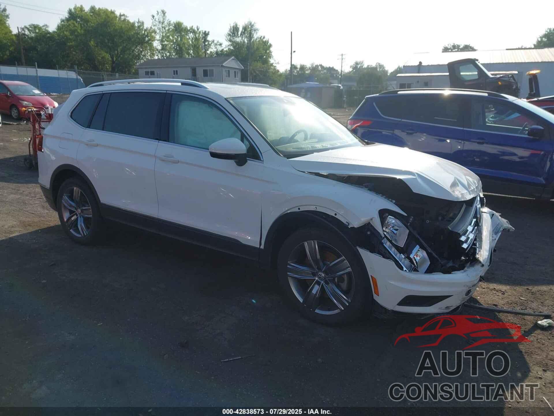 VOLKSWAGEN TIGUAN 2020 - 3VV2B7AX9LM102505