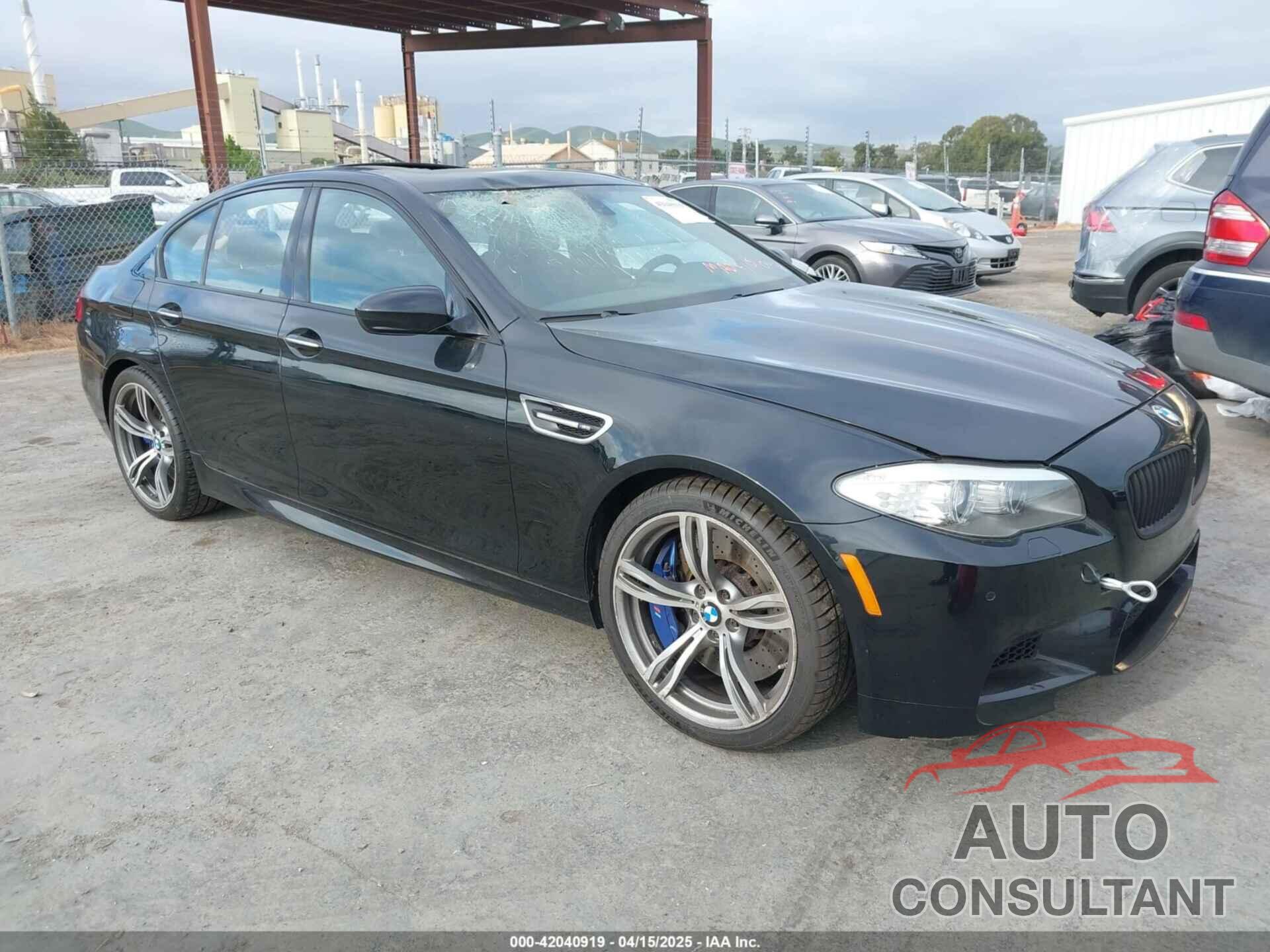 BMW M5 2013 - WBSFV9C52DD095496