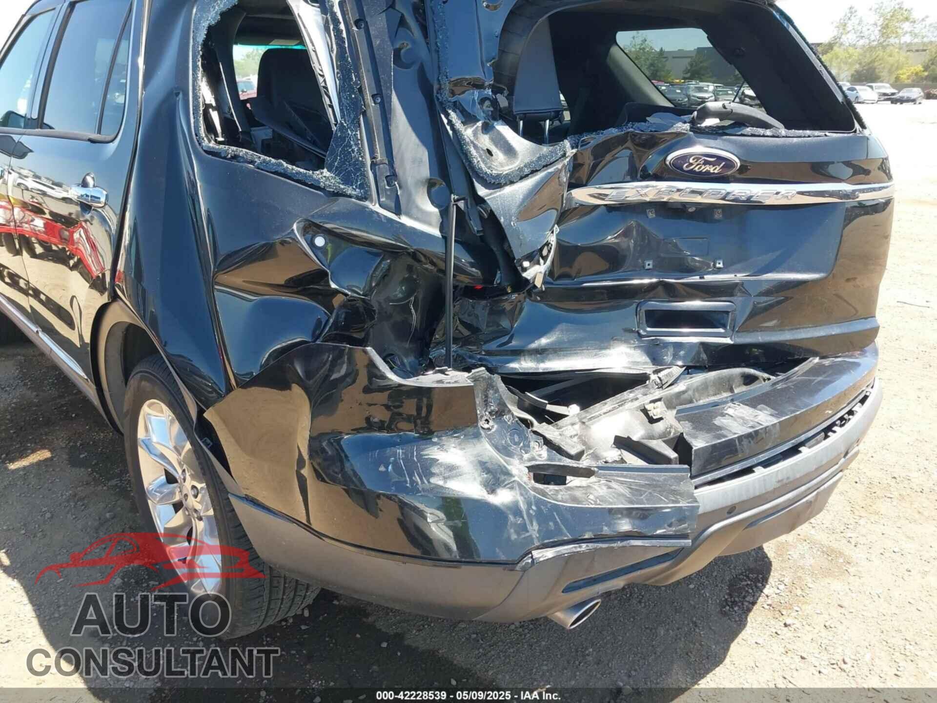 FORD EXPLORER 2014 - 1FM5K7F8XEGB01109