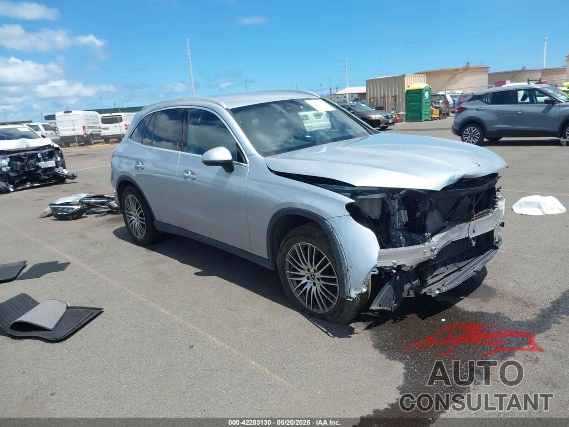 MERCEDES-BENZ GLC 300 2023 - W1NKM4GB2PF043878