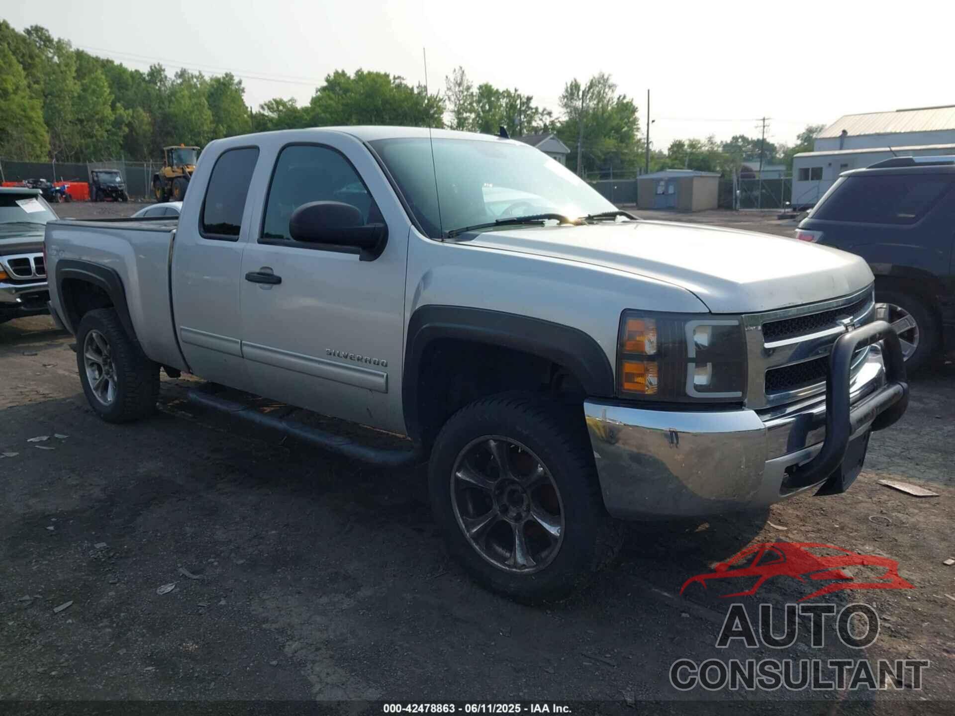 CHEVROLET SILVERADO 1500 2013 - 1GCRKSE7XDZ208763