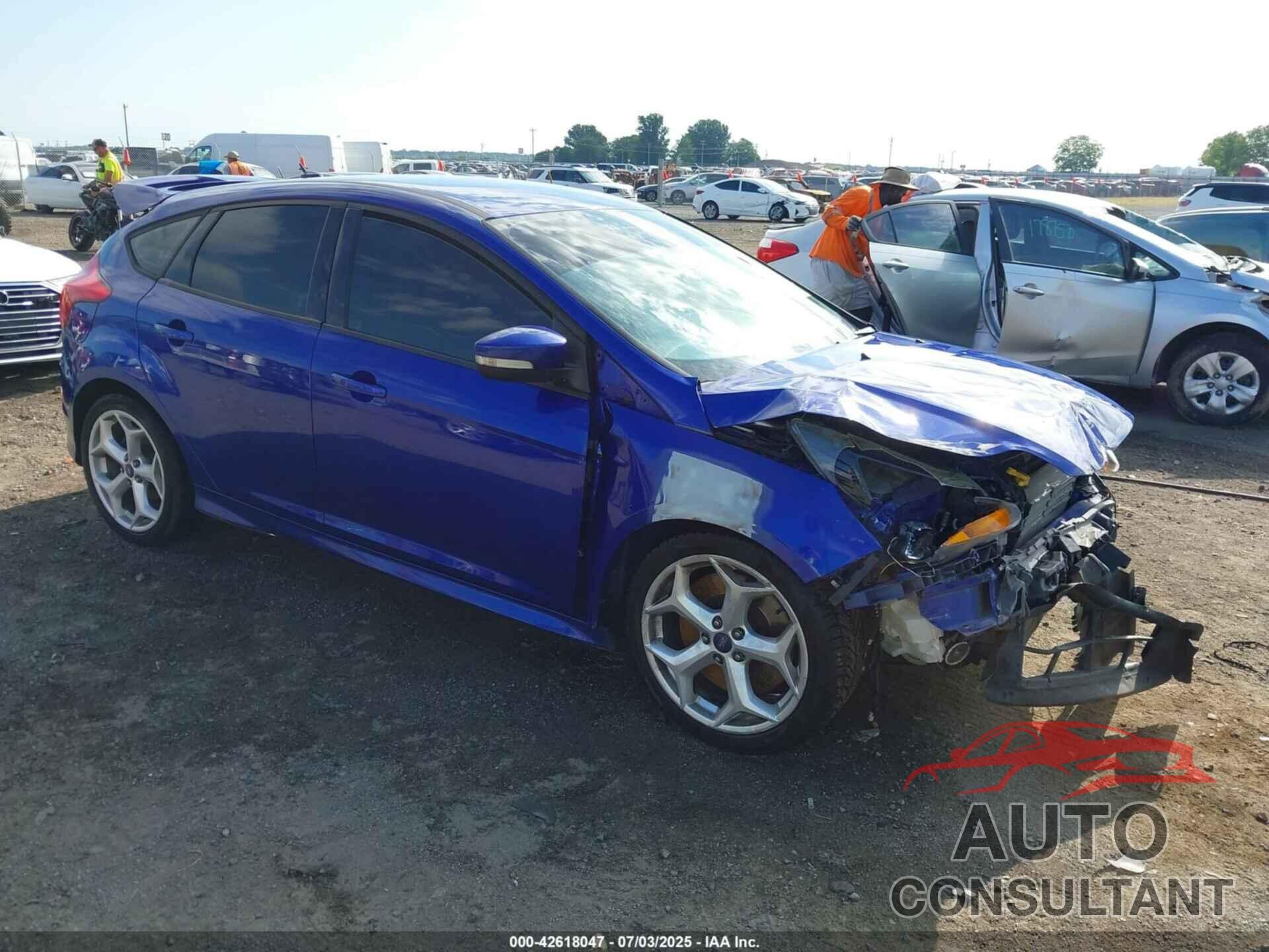 FORD FOCUS ST 2013 - 1FADP3L9XDL157151