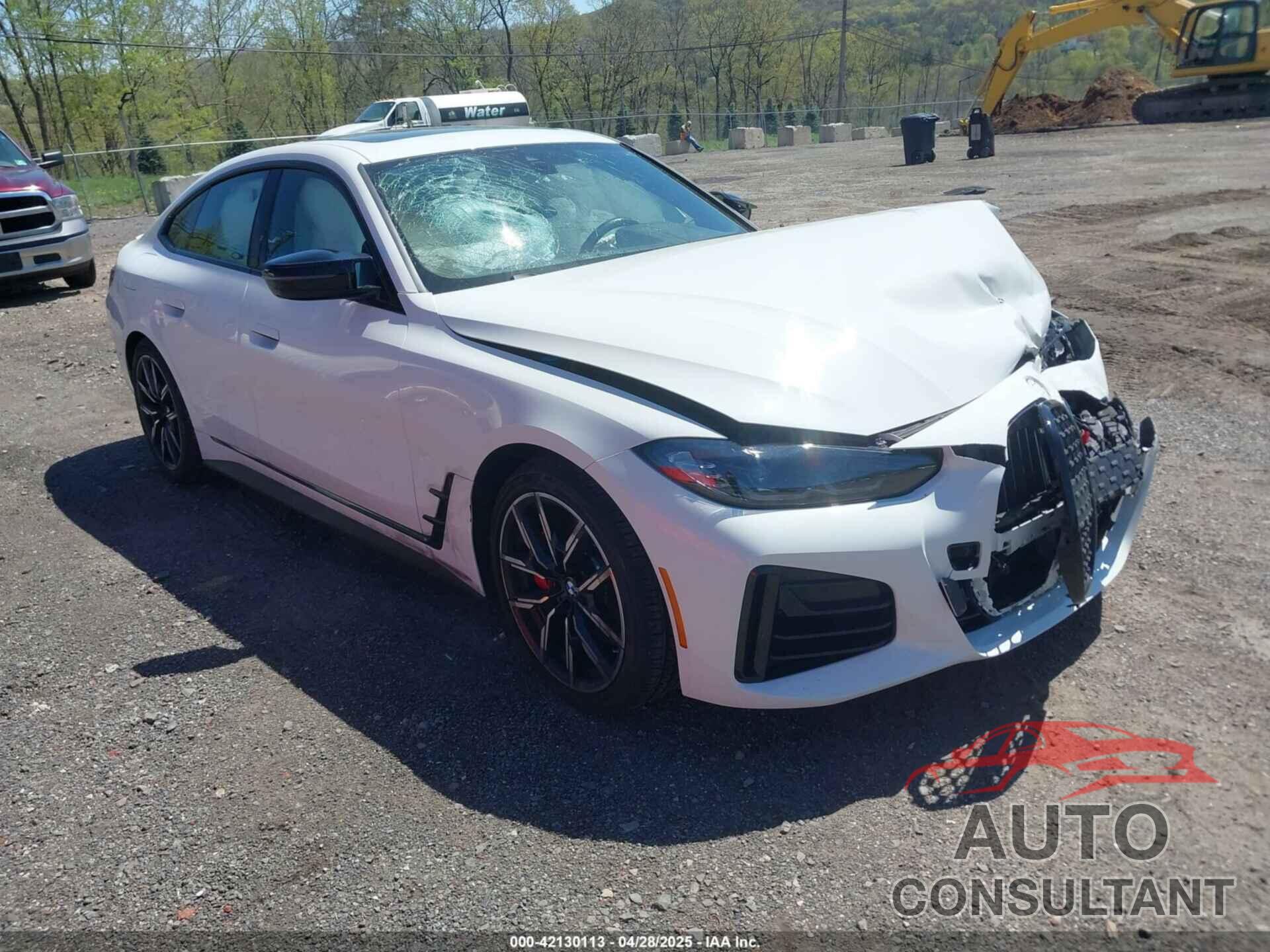 BMW M440I GRAN COUPE 2022 - WBA13AW09NFM04876