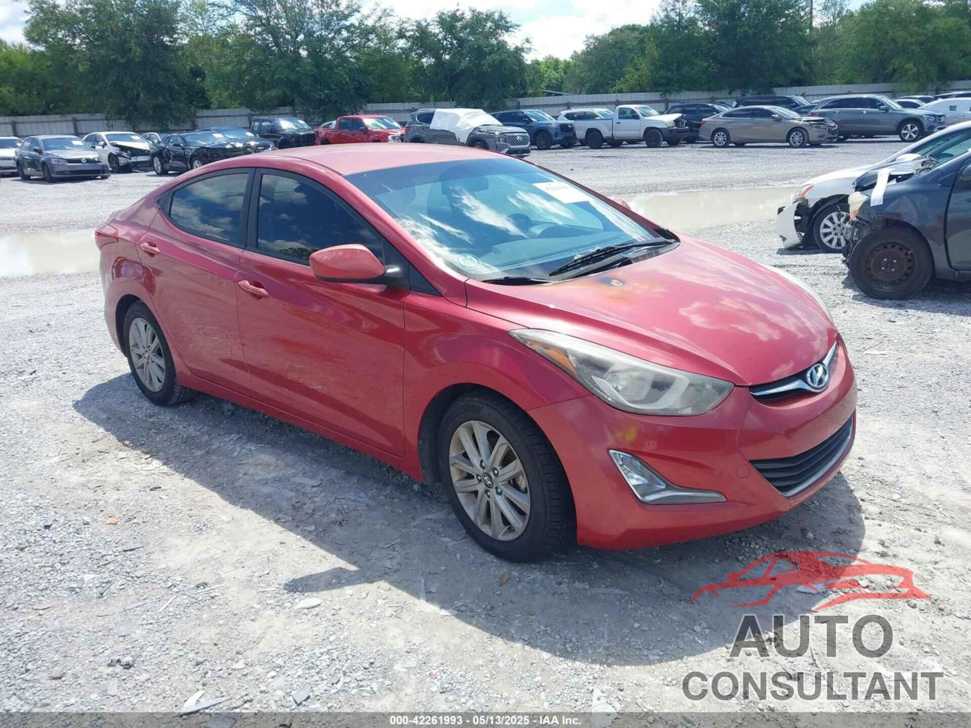 HYUNDAI ELANTRA 2015 - KMHDH4AE3FU325623