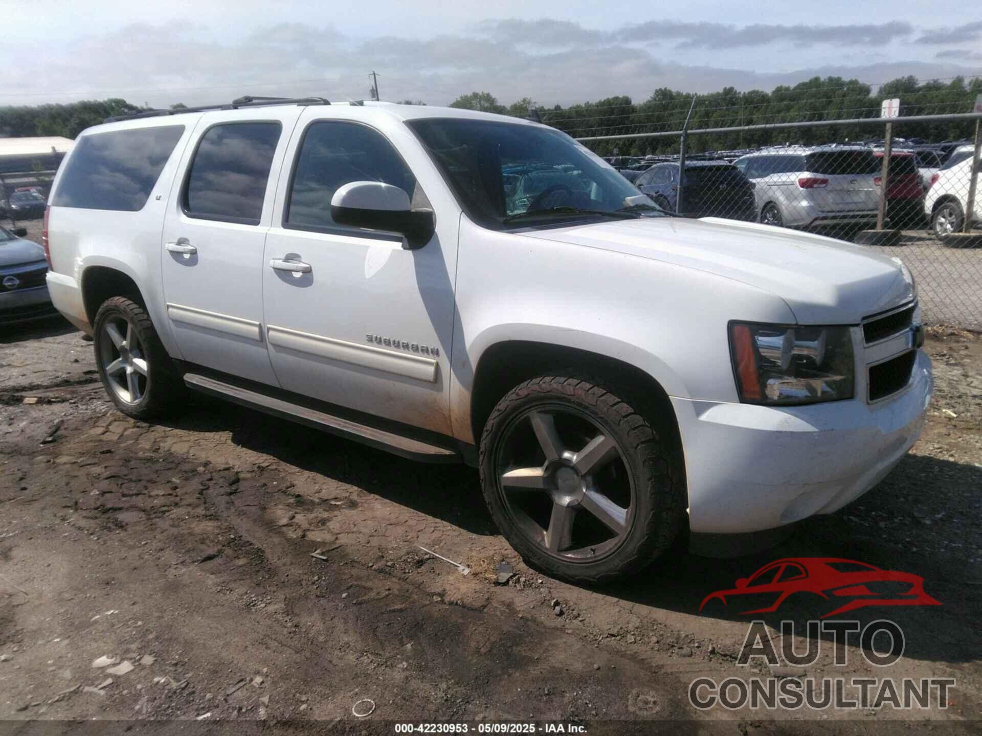 CHEVROLET SUBURBAN 2014 - 1GNSKJE75ER200316