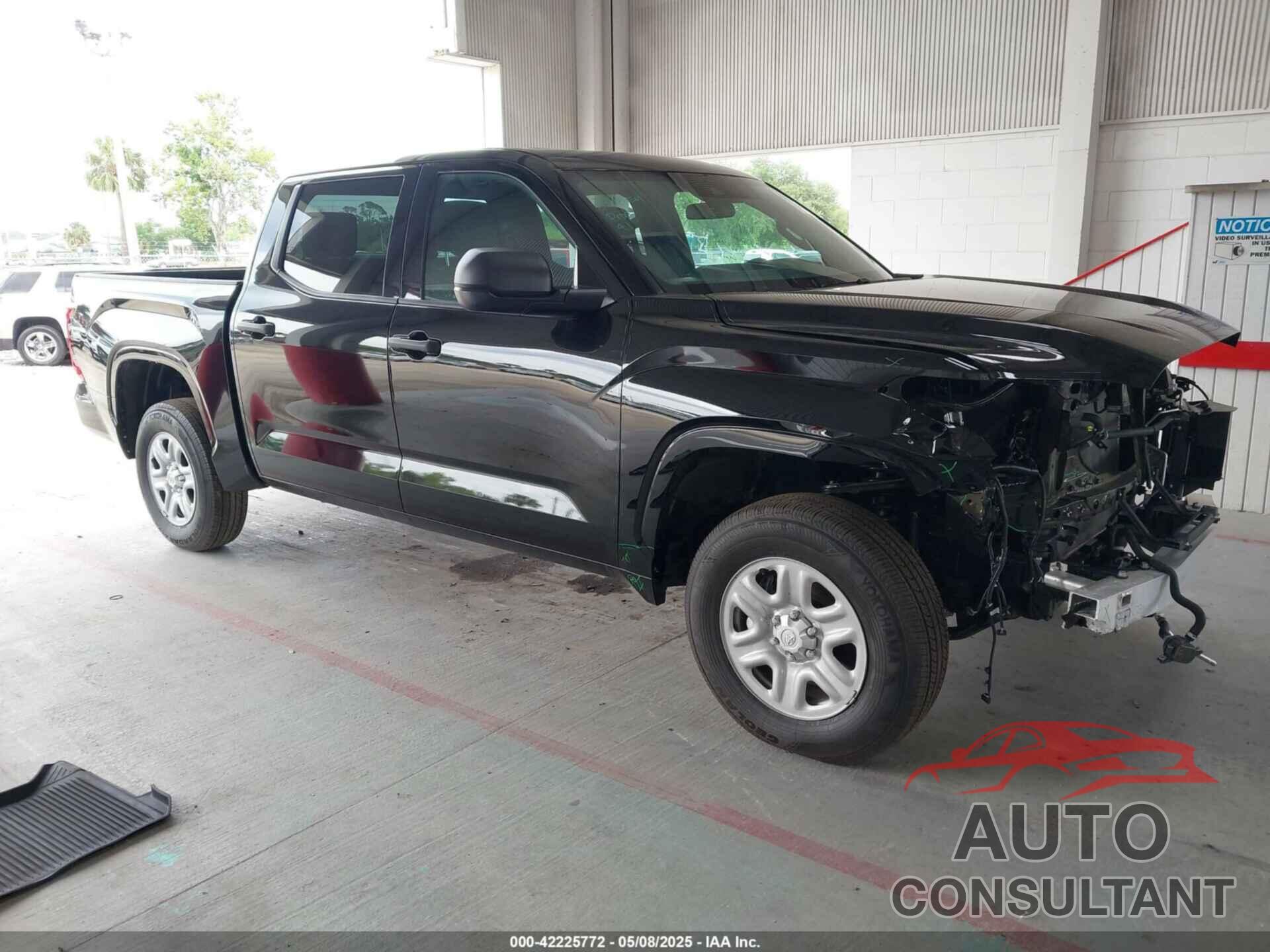 TOYOTA TUNDRA 2025 - 5TFKB5DB9SX282404