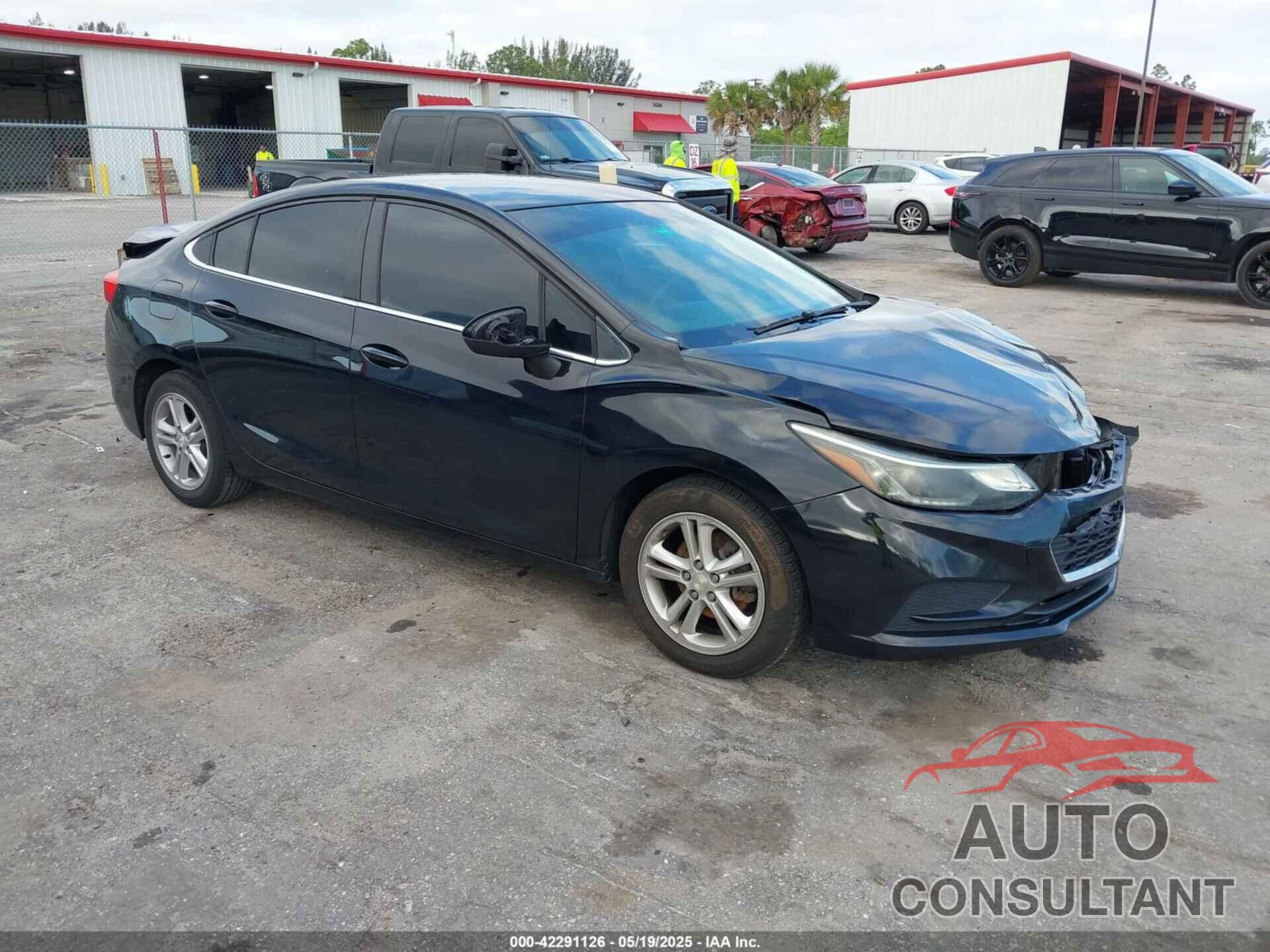 CHEVROLET CRUZE 2017 - 1G1BE5SM1H7103043