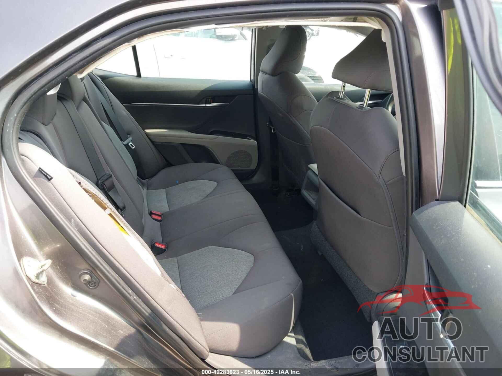 TOYOTA CAMRY 2019 - 4T1B11HK3KU268999