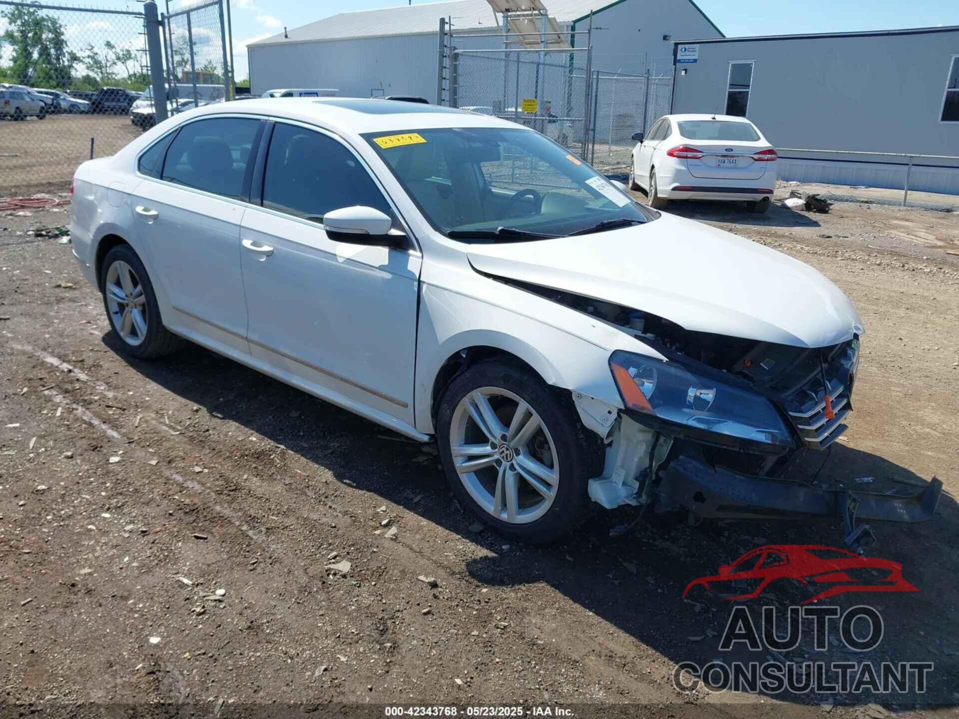 VOLKSWAGEN PASSAT 2013 - 1VWBN7A37DC039584