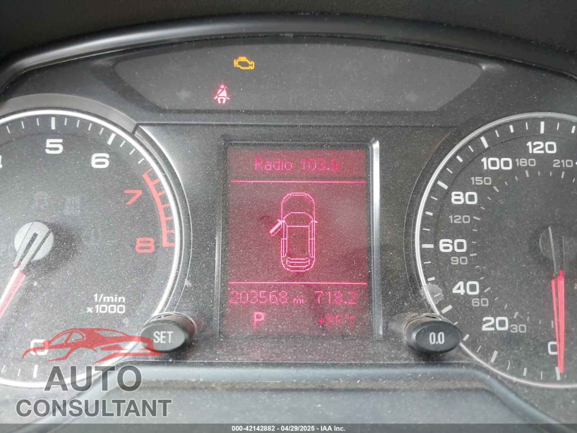 AUDI Q5 2011 - WA1CFAFP7BA018122