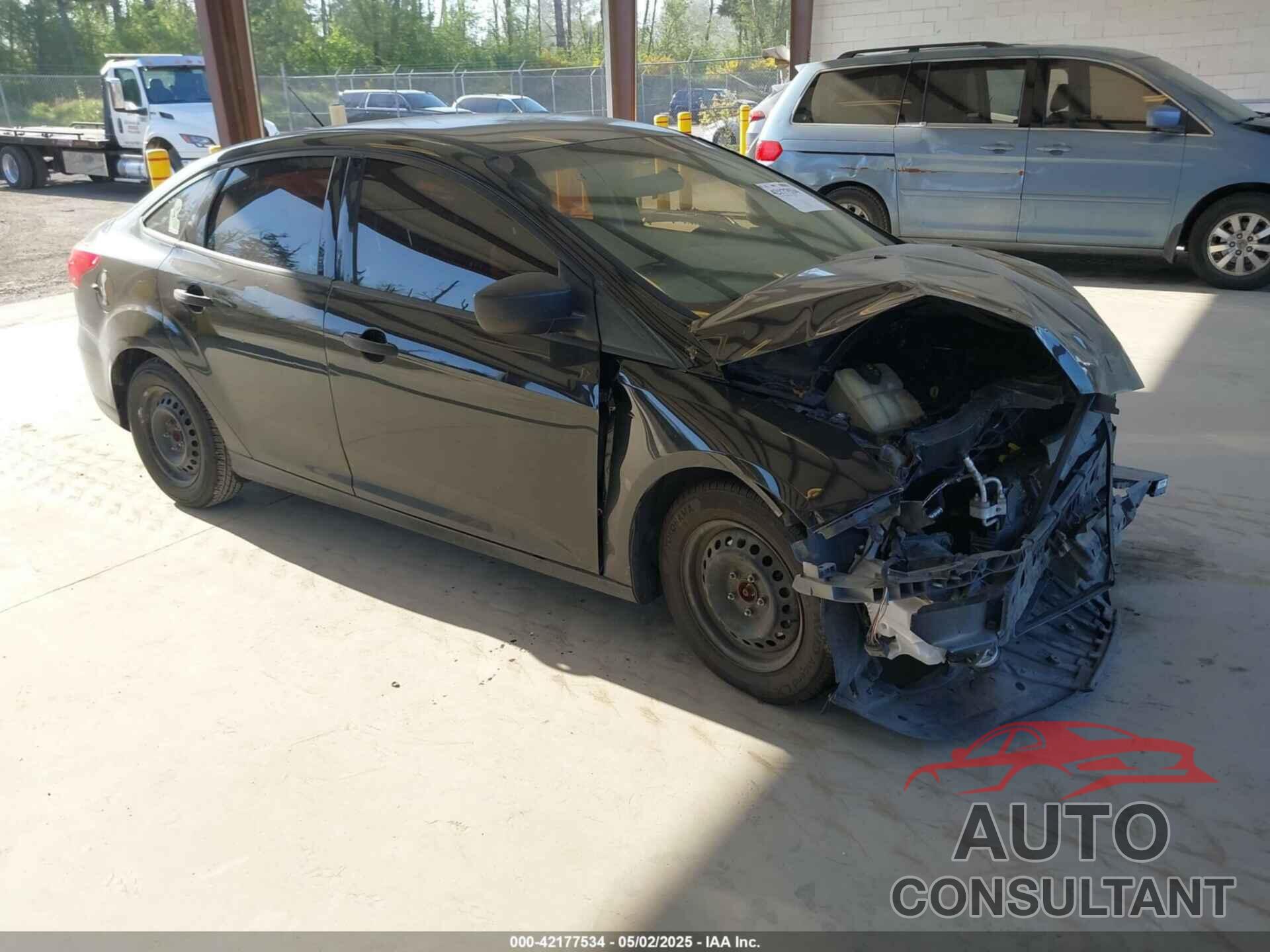 FORD FOCUS 2018 - 1FADP3E22JL287940