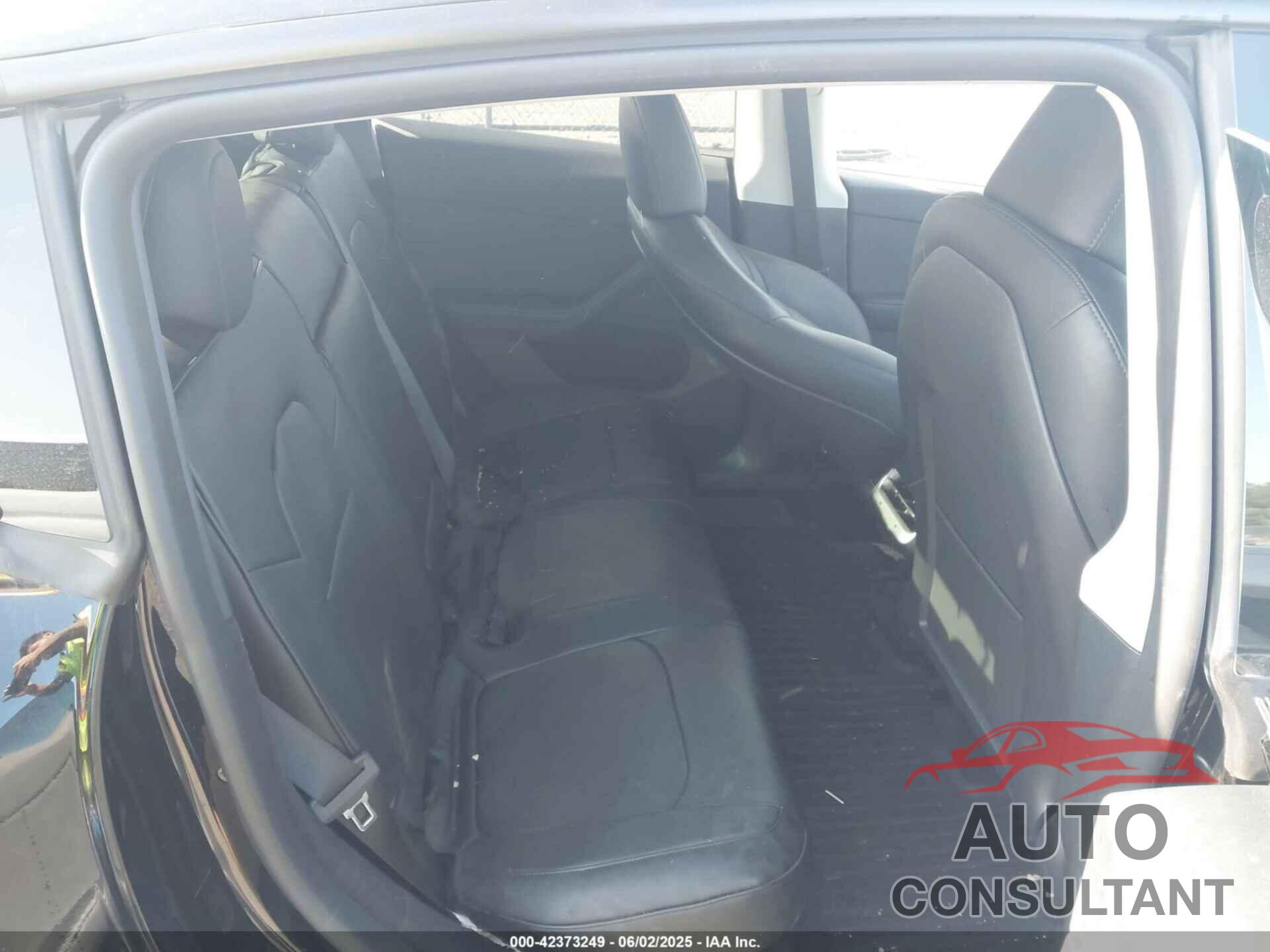 TESLA MODEL Y 2023 - 7SAYGDEE9PA198258