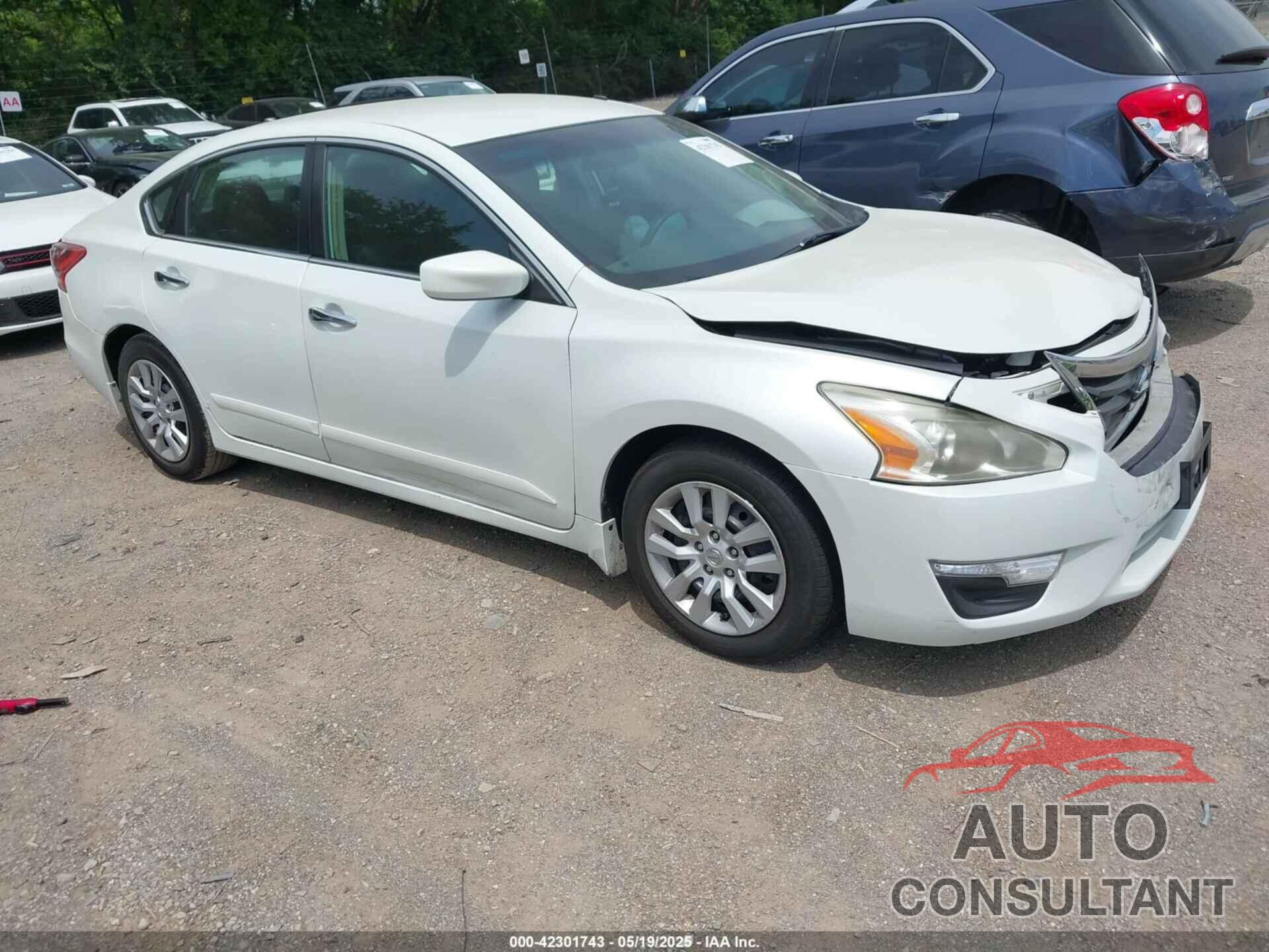 NISSAN ALTIMA 2013 - 1N4AL3AP7DN584758