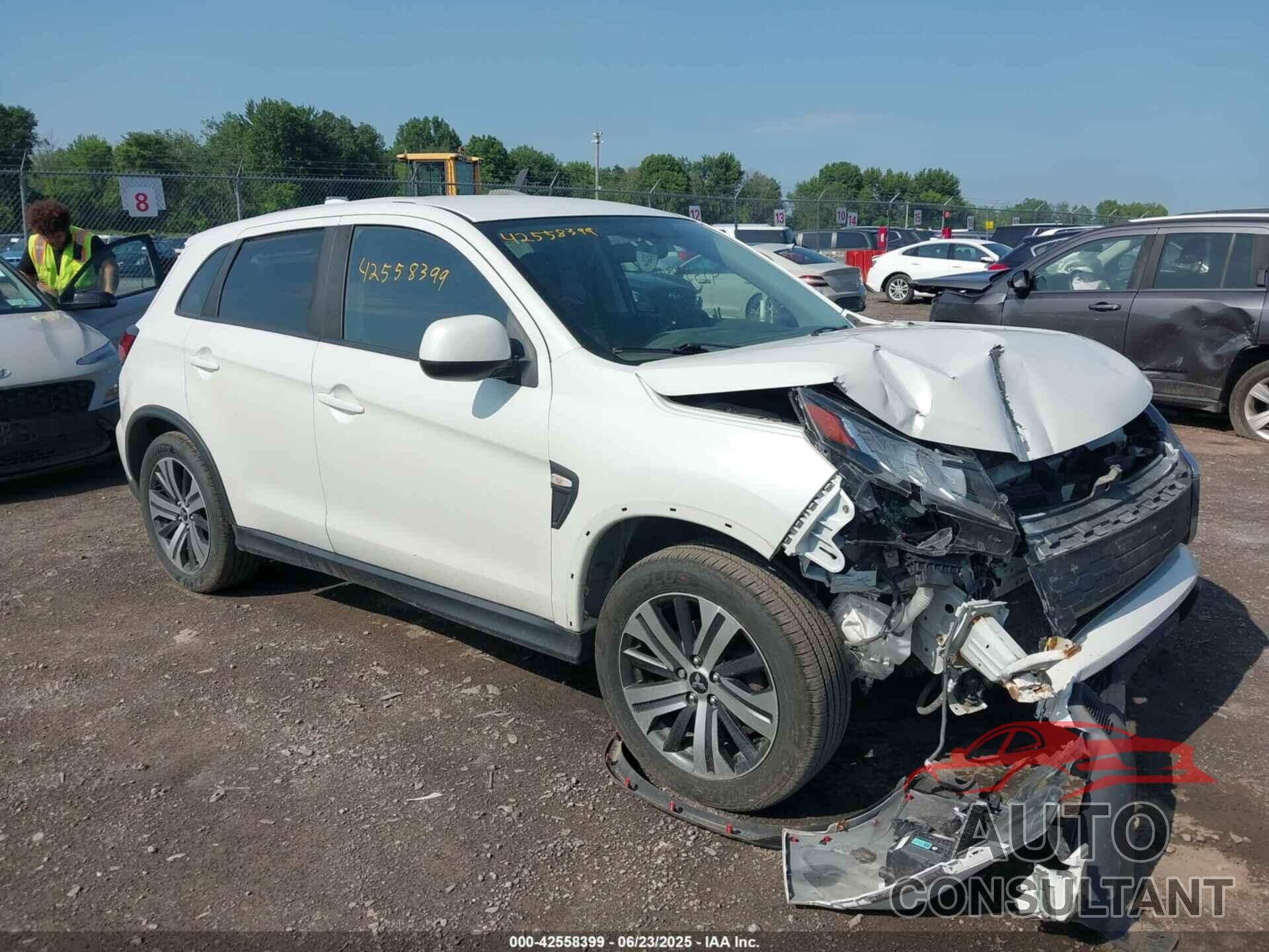 MITSUBISHI OUTLANDER SPORT 2020 - JA4AR3AU1LU006071
