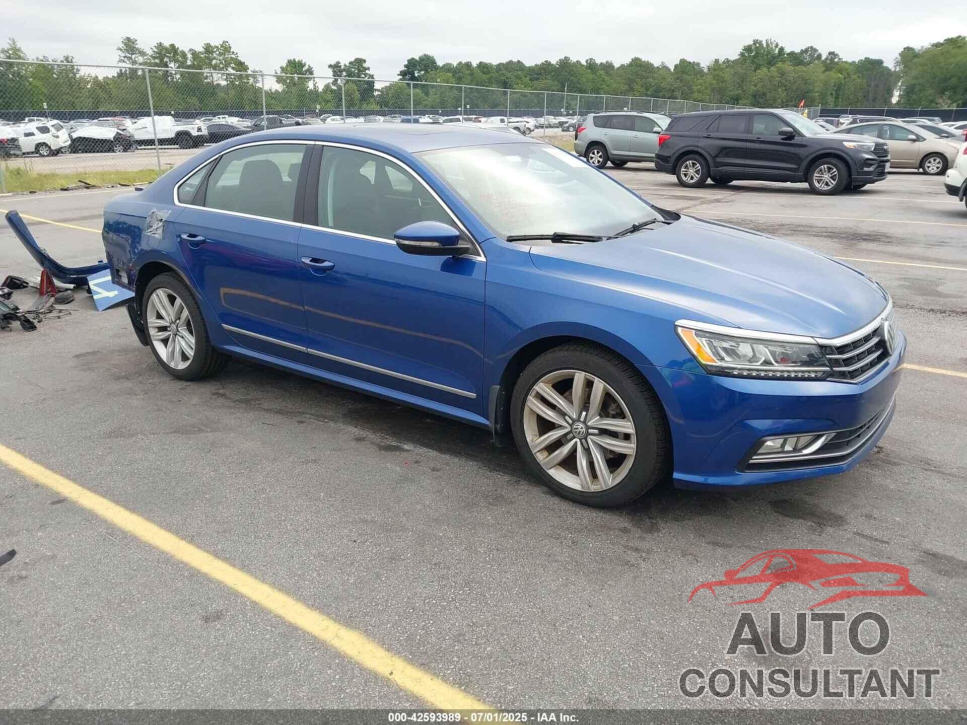 VOLKSWAGEN PASSAT 2017 - 1VWGT7A3XHC078607
