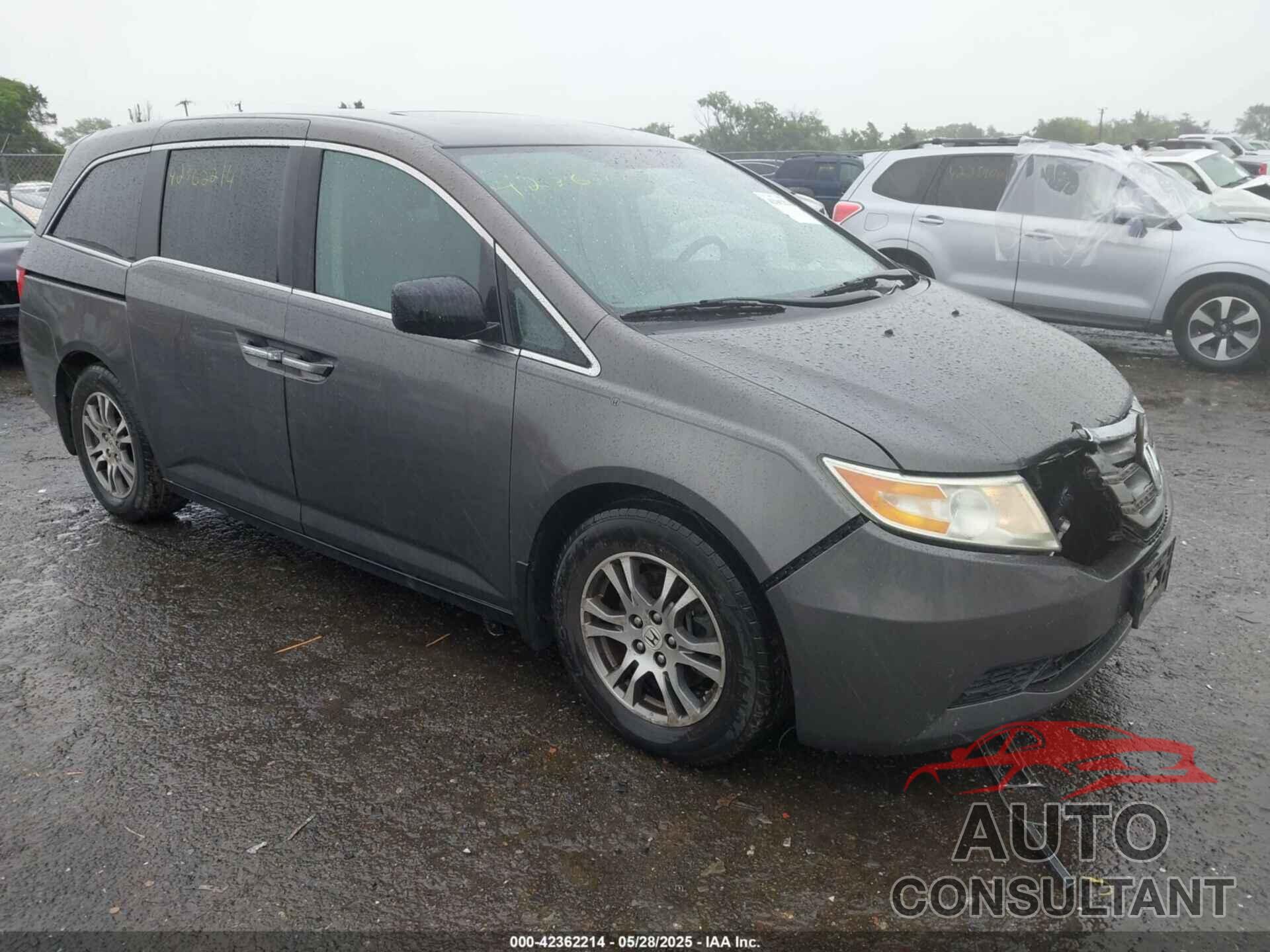 HONDA ODYSSEY 2013 - 5FNRL5H65DB055023