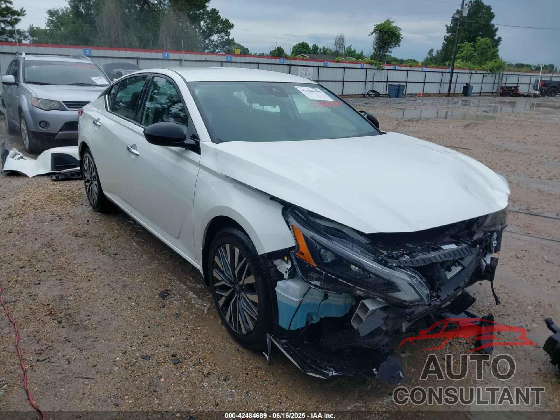 NISSAN ALTIMA 2024 - 1N4BL4DV2RN329074