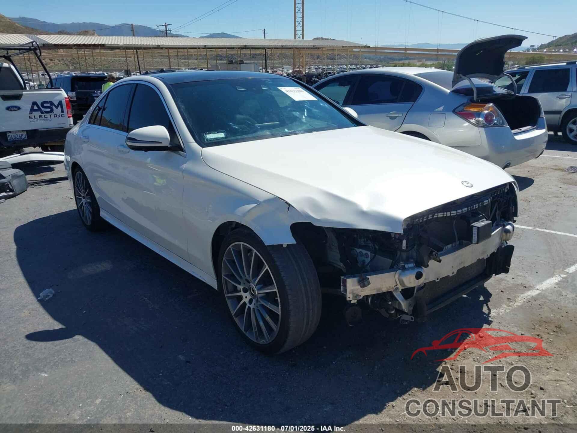 MERCEDES-BENZ C 300 2017 - 55SWF4JB3HU216260