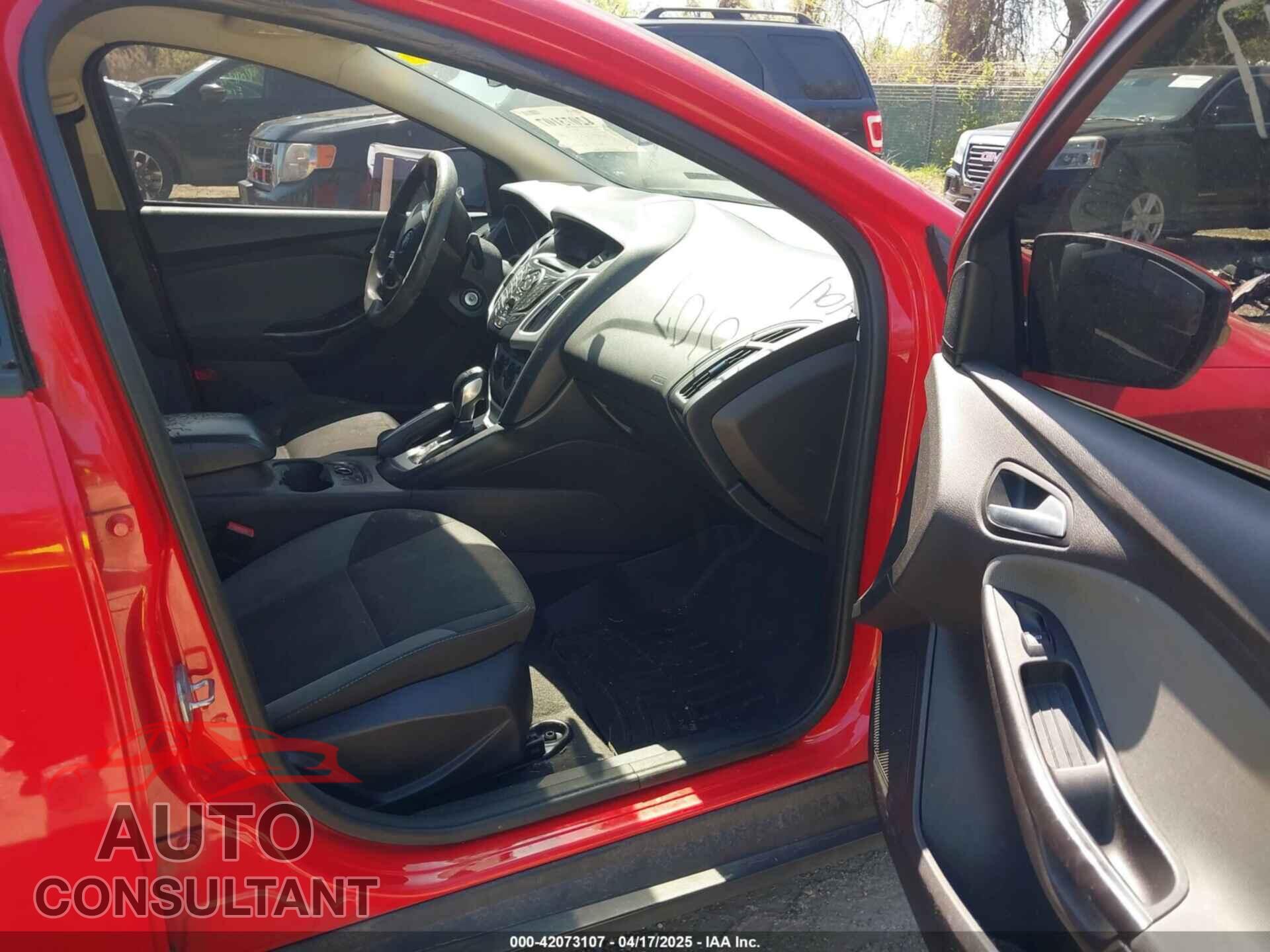 FORD FOCUS 2014 - 1FADP3F2XEL164830