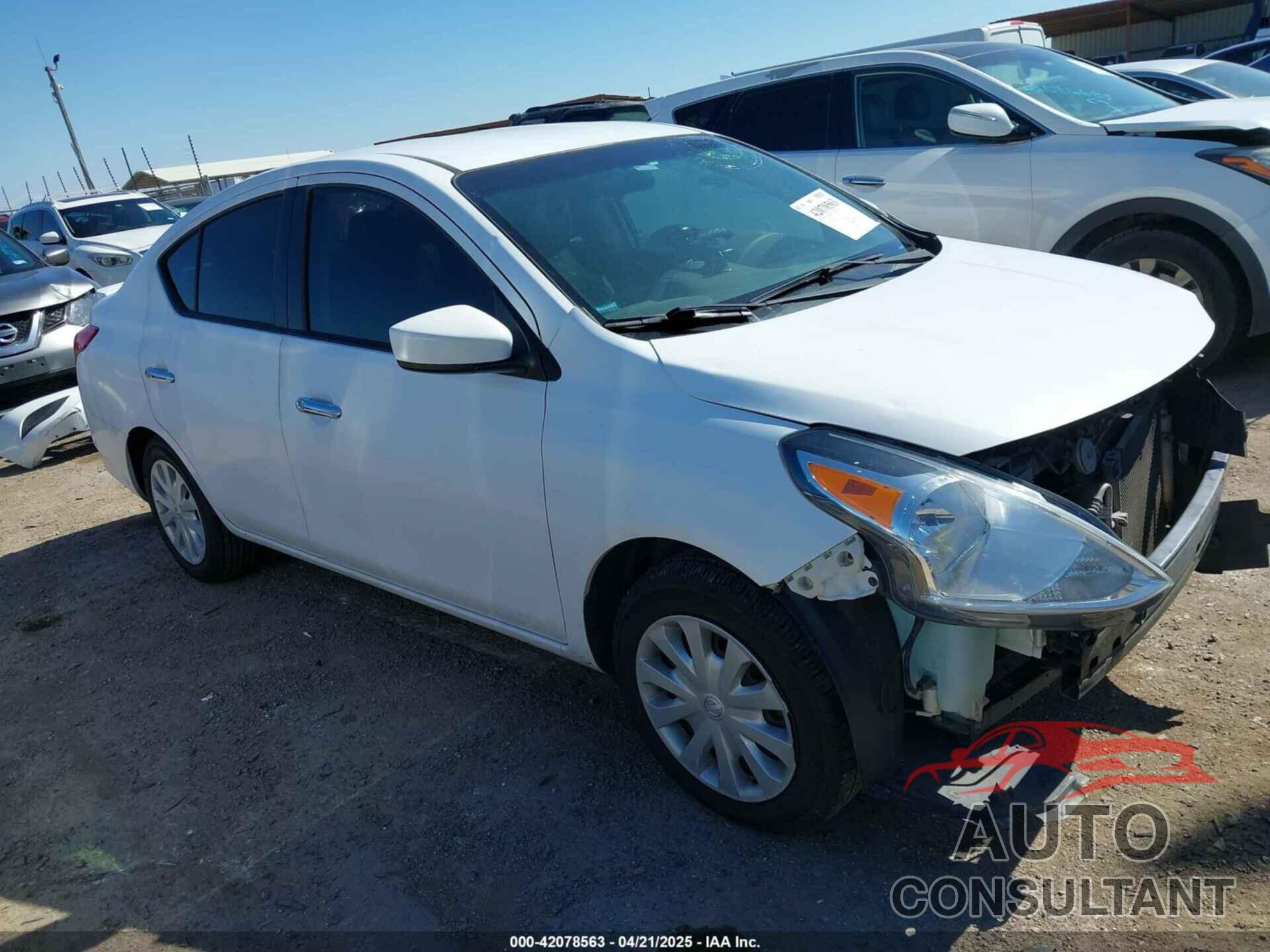 NISSAN VERSA 2018 - 3N1CN7AP2JK406006