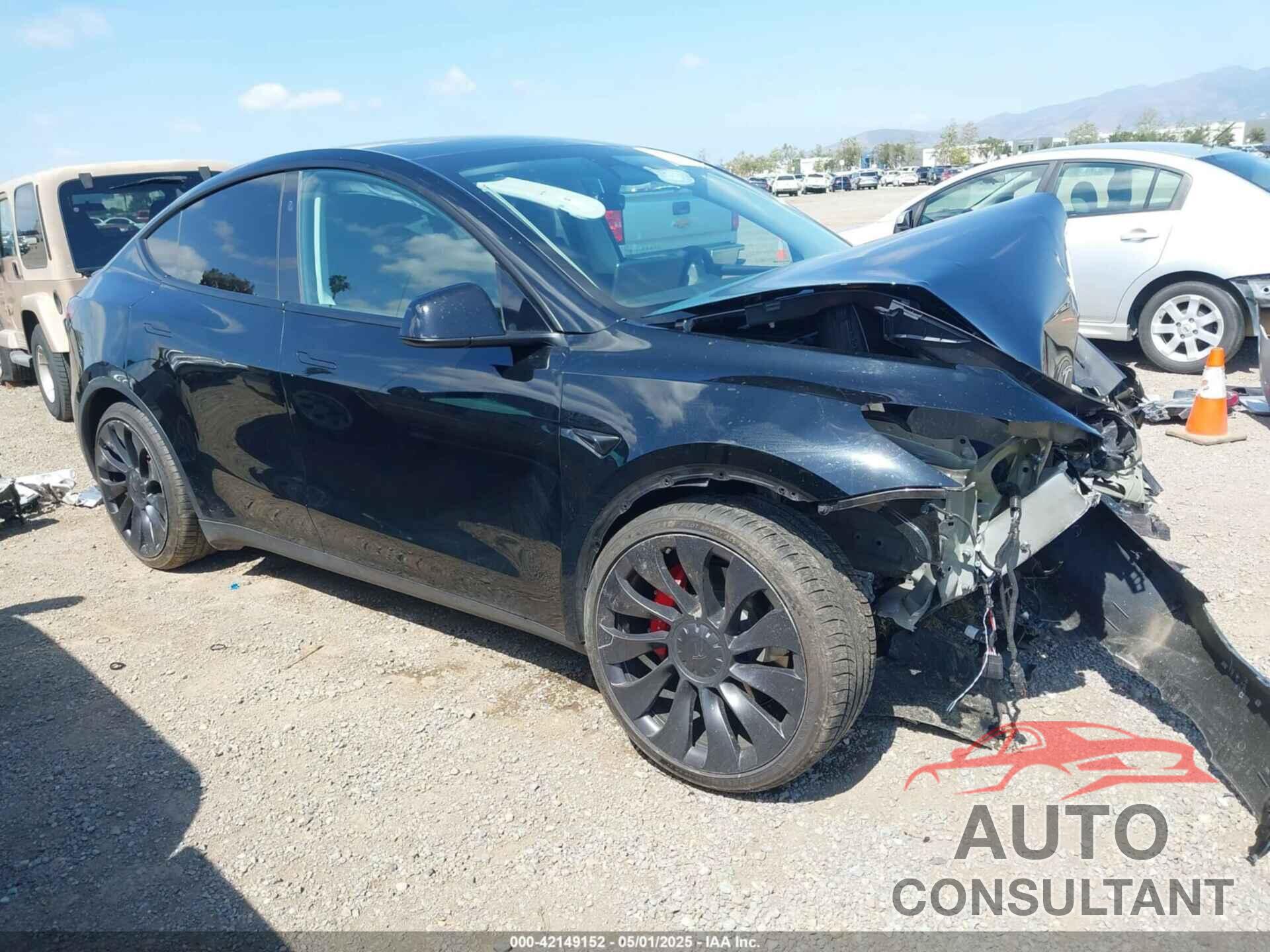TESLA MODEL Y 2023 - 7SAYGDEF0PF823996