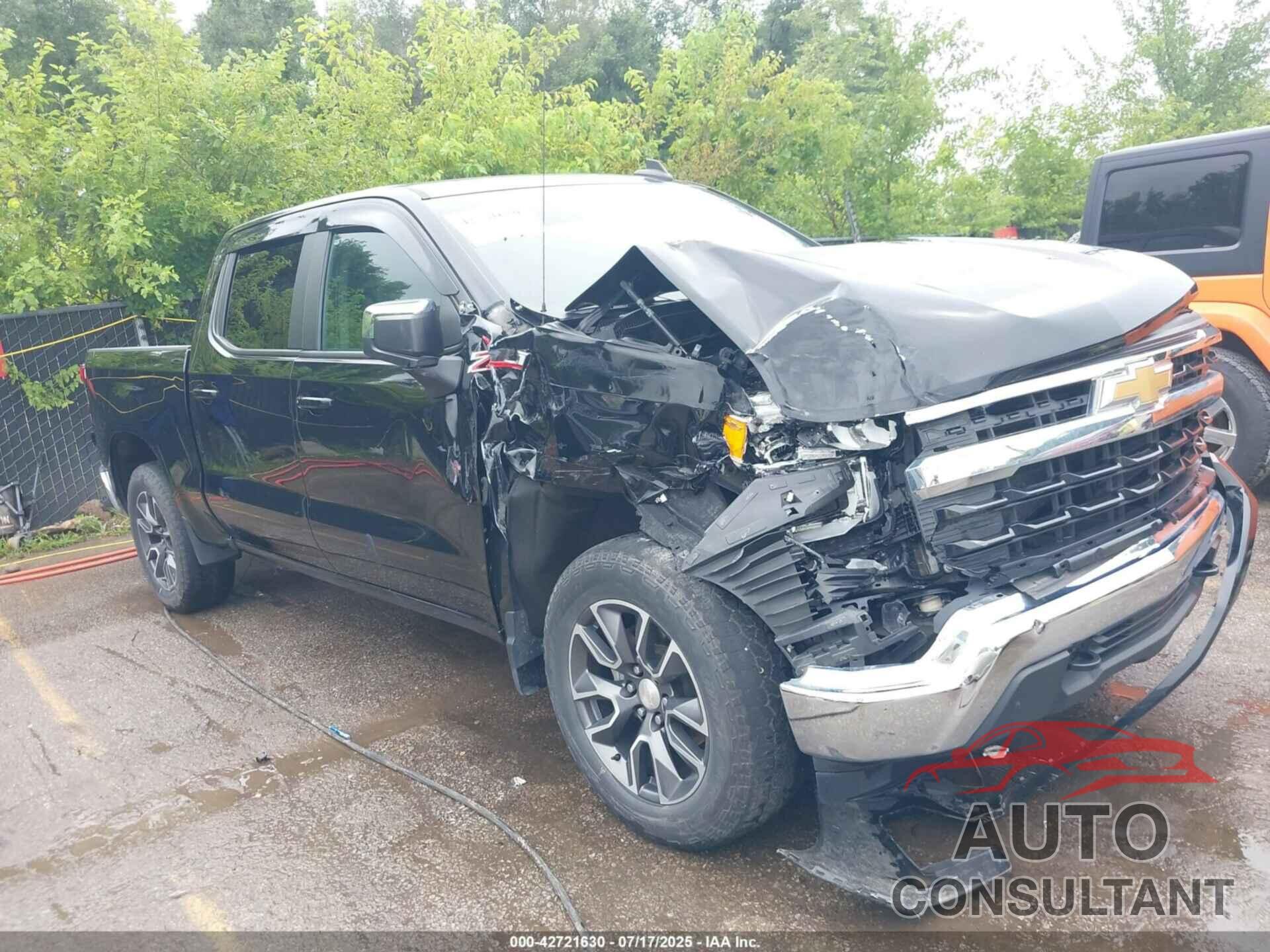 CHEVROLET SILVERADO 1500 2022 - 1GCUDDEDXNZ588176