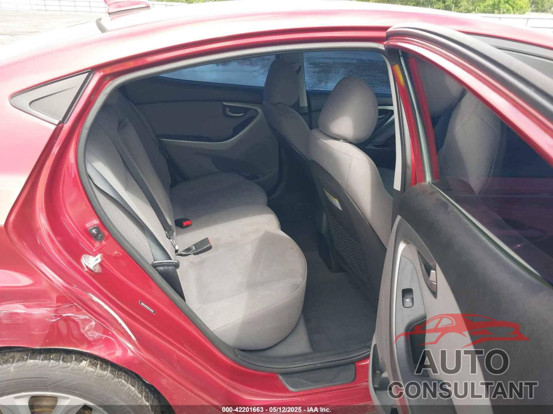 HYUNDAI ELANTRA 2016 - 5NPDH4AE1GH759460