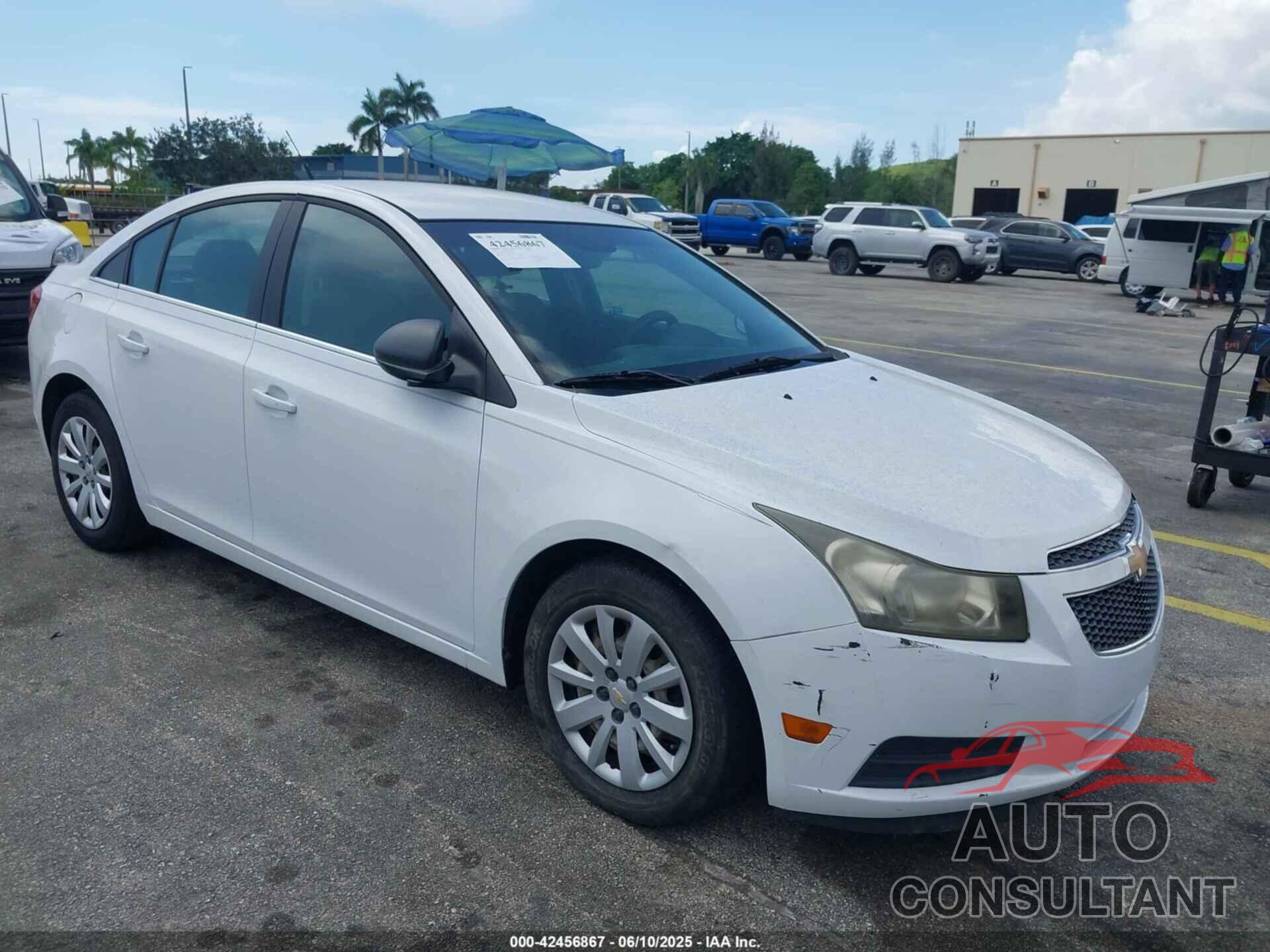 CHEVROLET CRUZE 2011 - 1G1PC5SH8B7222360