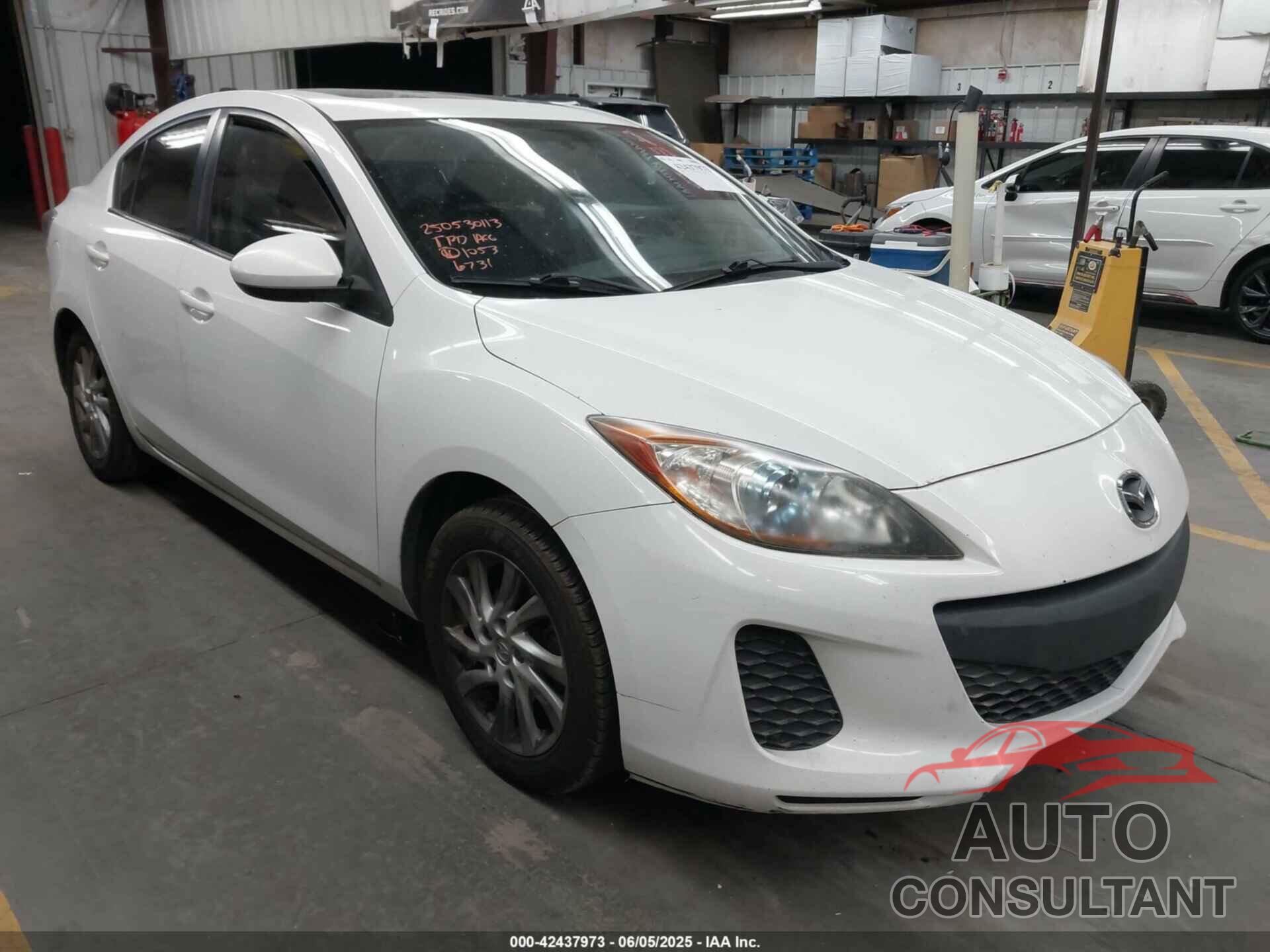 MAZDA MAZDA3 2012 - JM1BL1V81C1546731