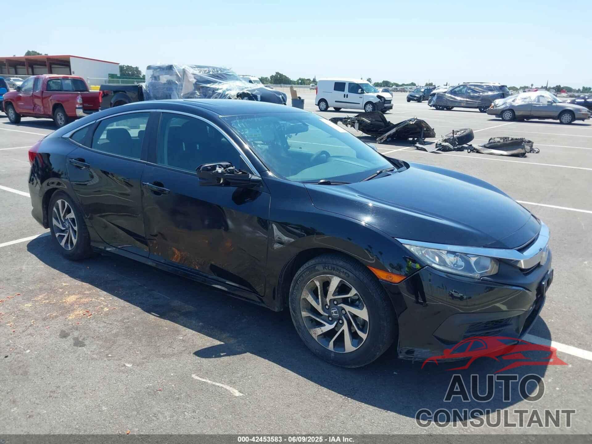 HONDA CIVIC 2018 - 2HGFC2F79JH518723
