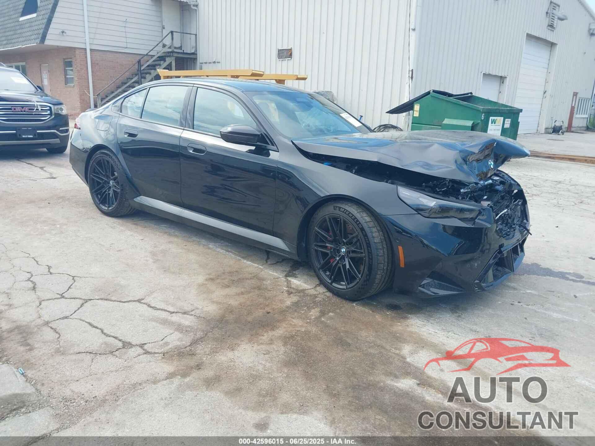 BMW M5 2025 - WBS83FK03SCU77171