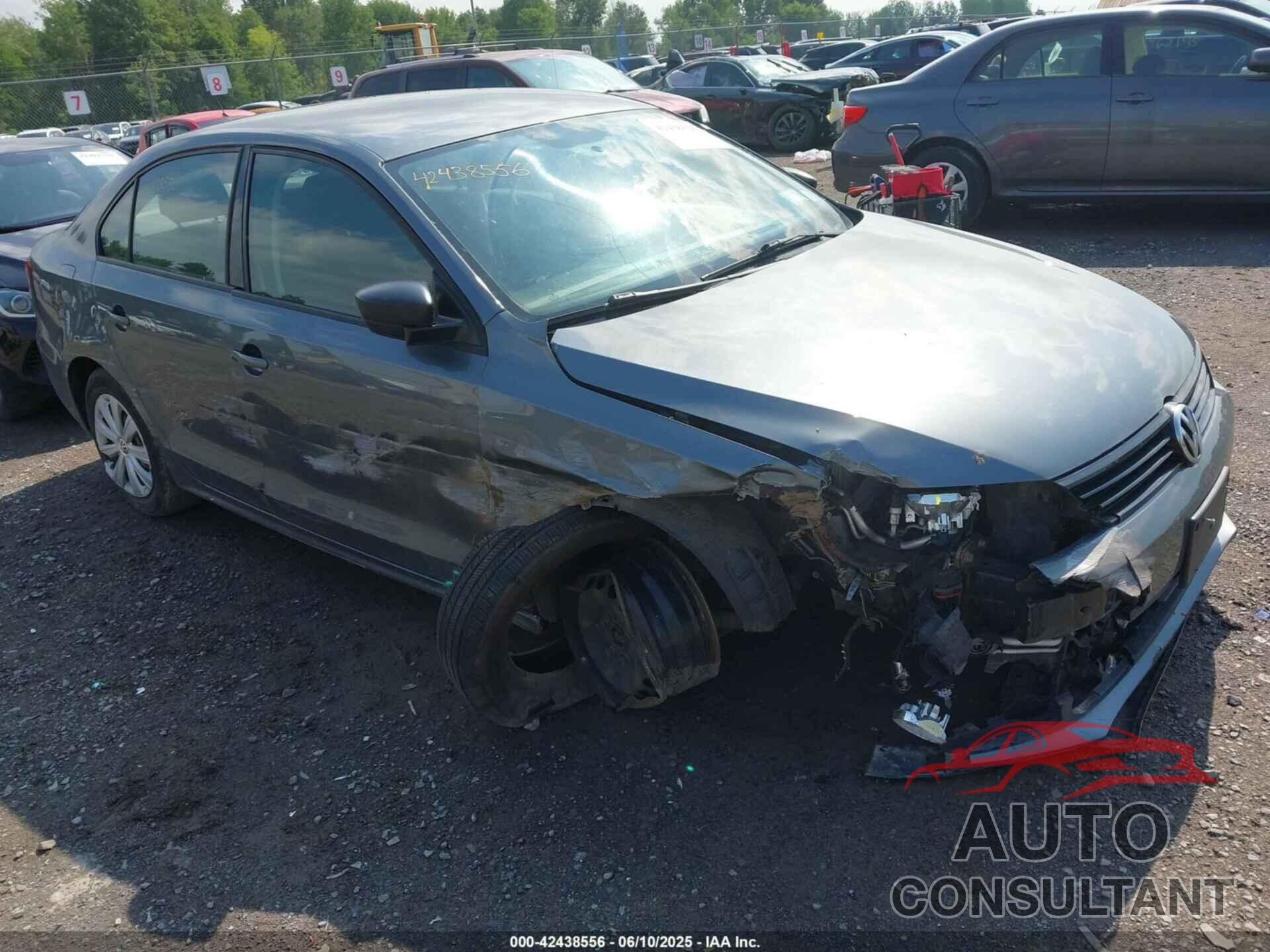 VOLKSWAGEN JETTA 2013 - 3VW1K7AJ3DM389957