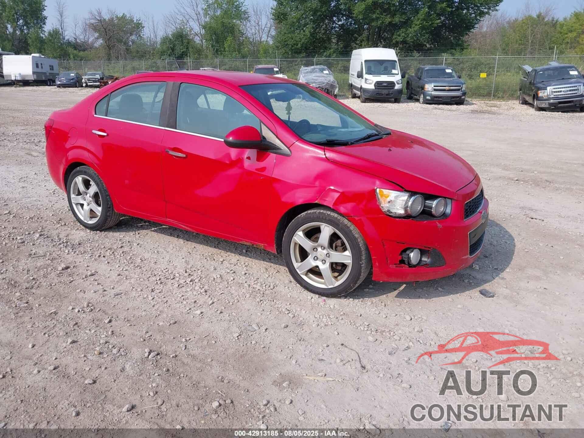 CHEVROLET SONIC 2012 - 1G1JE5SHXC4131772