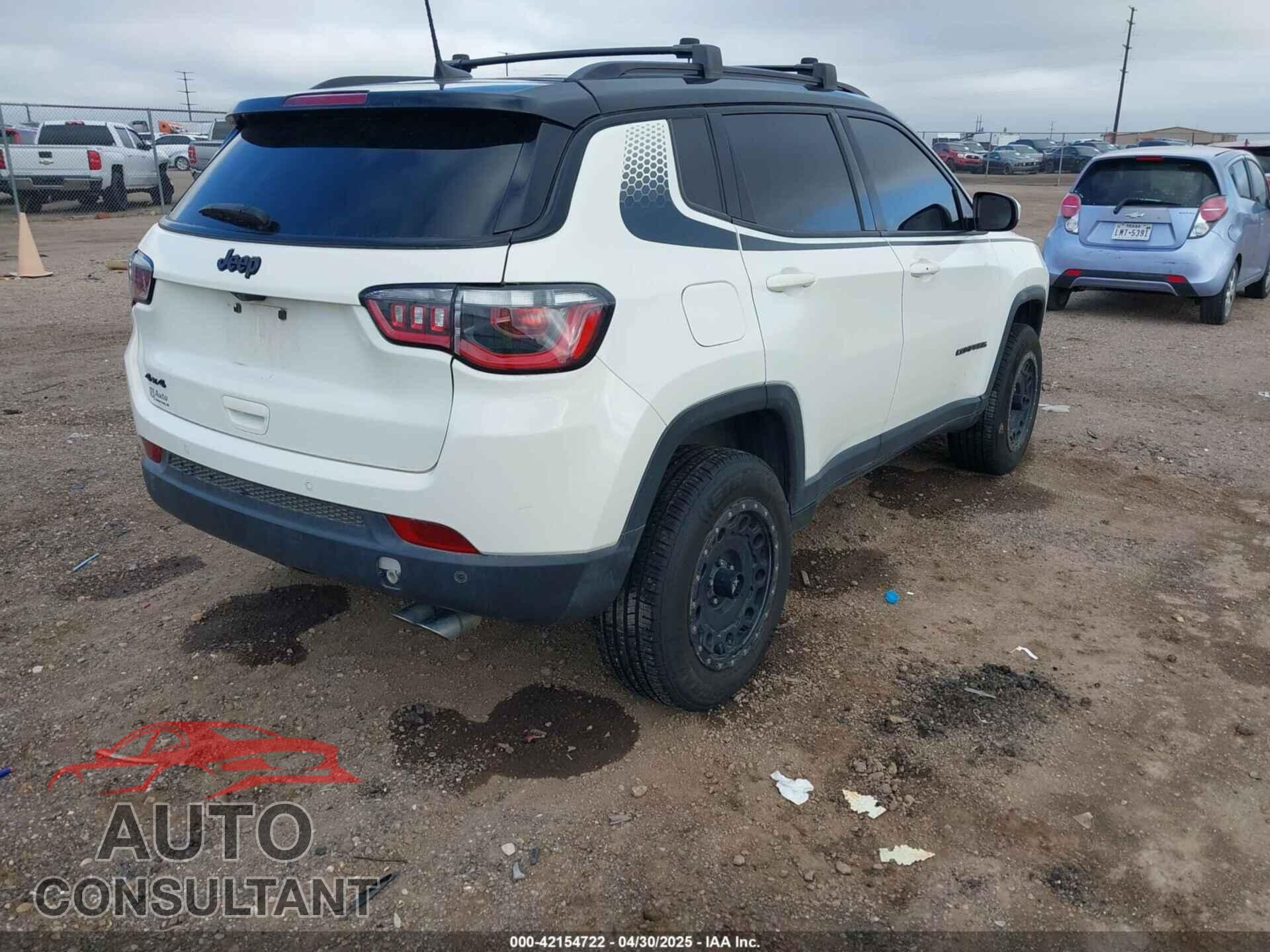 JEEP COMPASS 2018 - 3C4NJDBB3JT325450