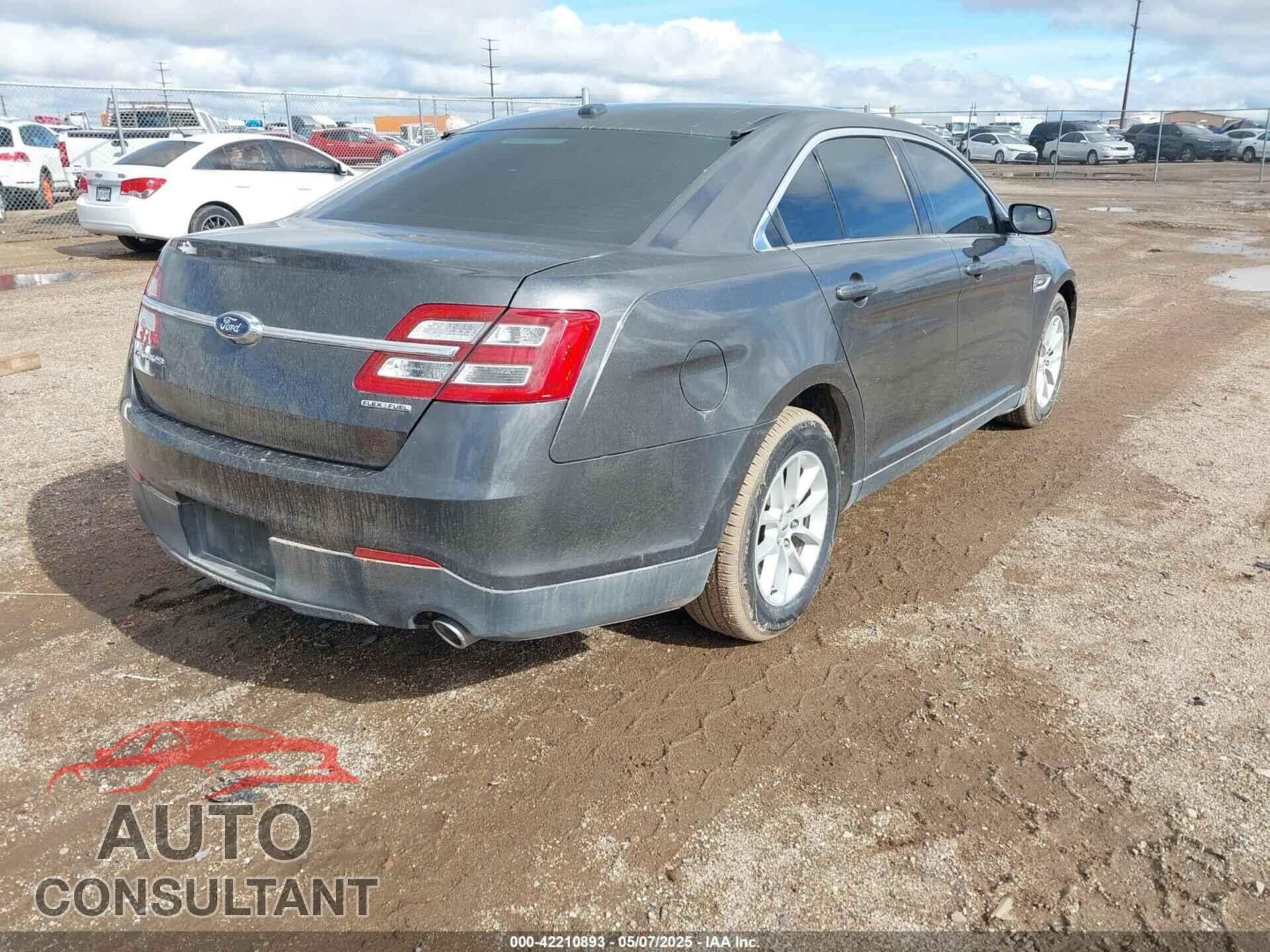FORD TAURUS 2015 - 1FAHP2D87FG106588