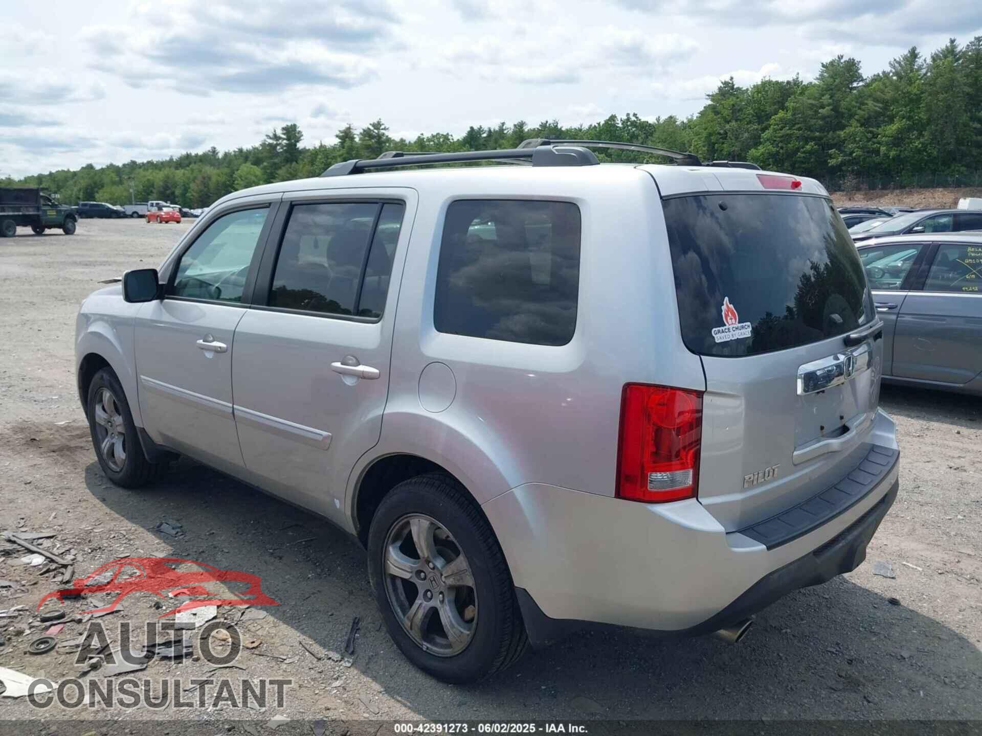 HONDA PILOT 2013 - 5FNYF4H45DB078037