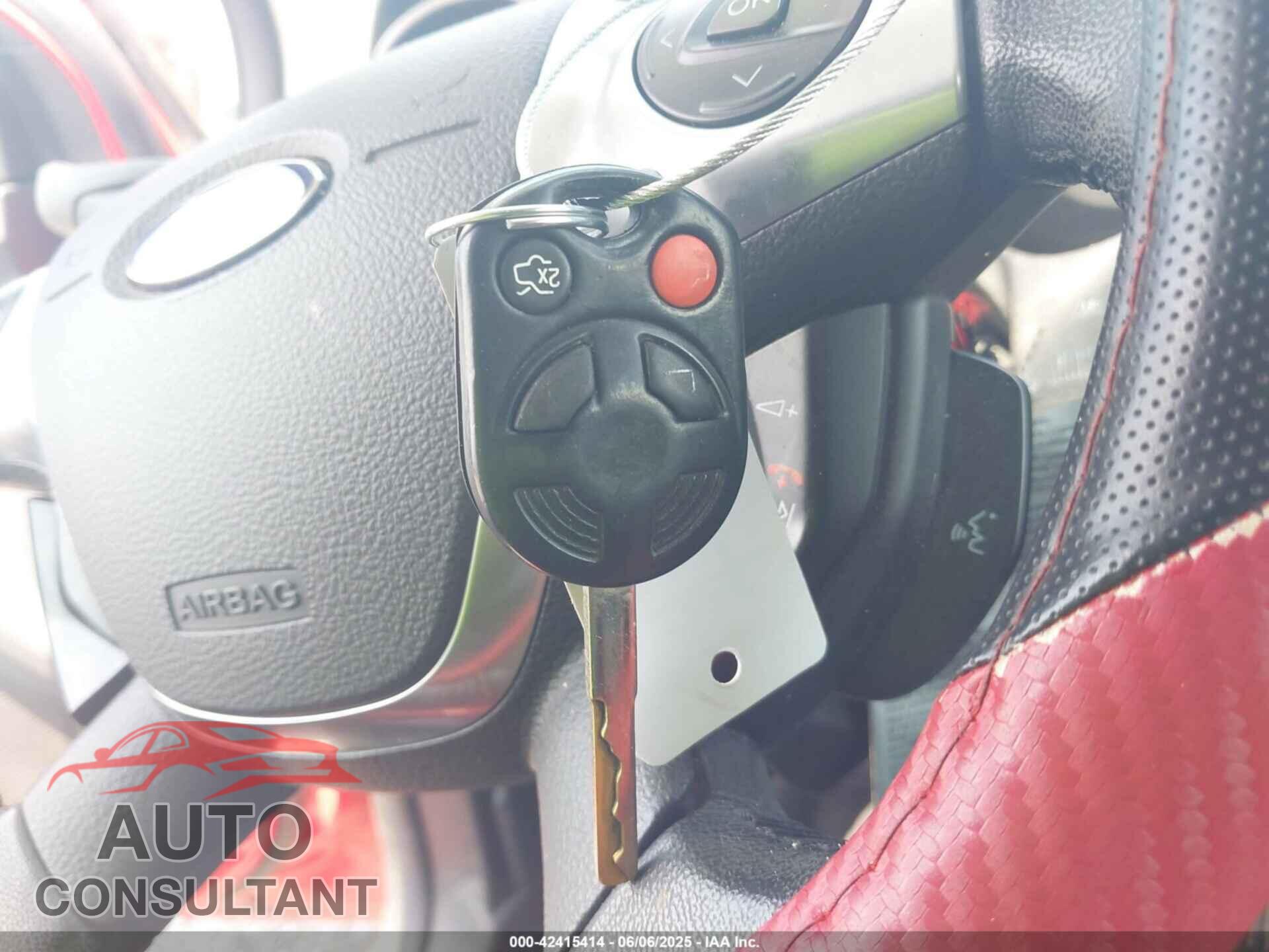 FORD FOCUS 2013 - 1FADP3K26DL171603