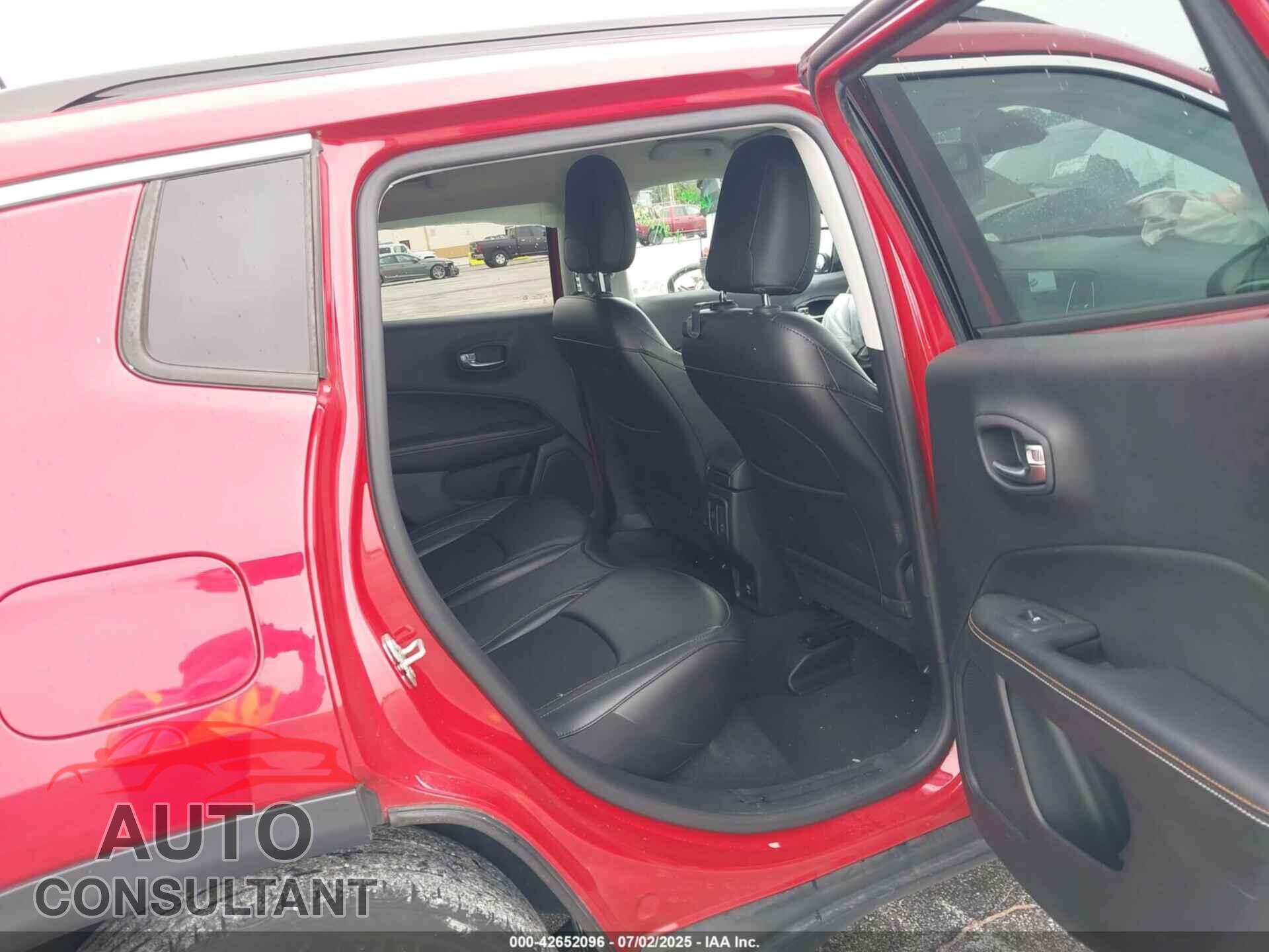 JEEP COMPASS 2020 - 3C4NJCBB3LT162117
