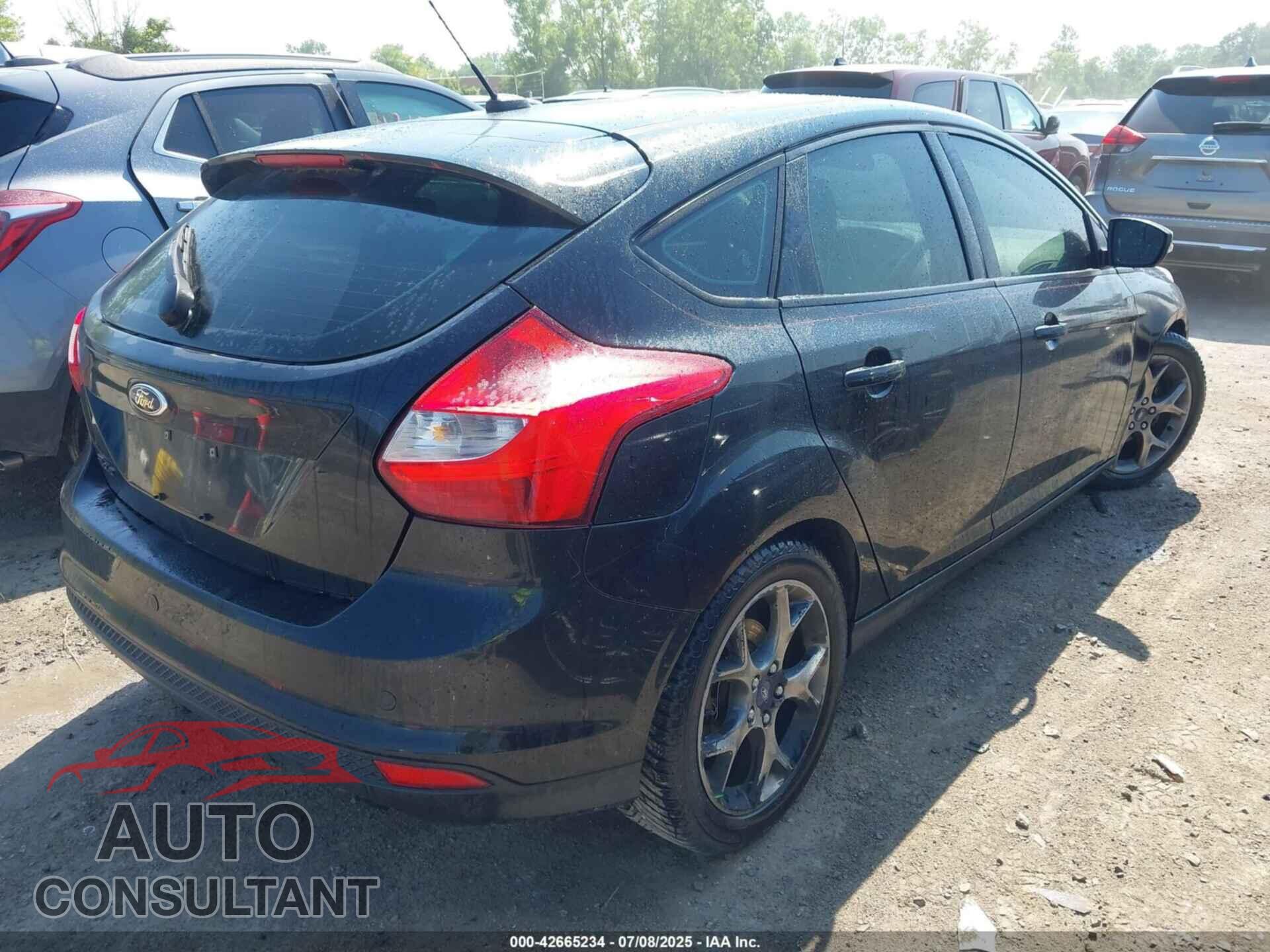 FORD FOCUS 2014 - 1FADP3K28EL158949