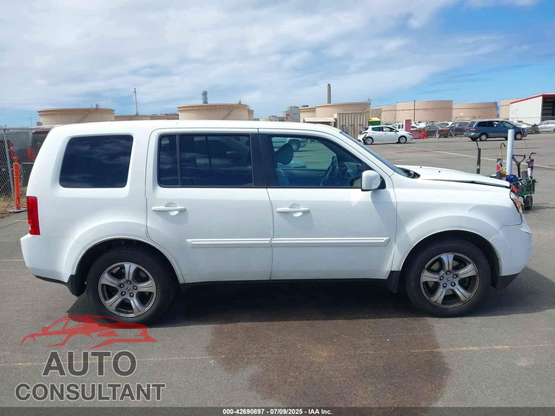 HONDA PILOT 2015 - 5FNYF4H54FB073777