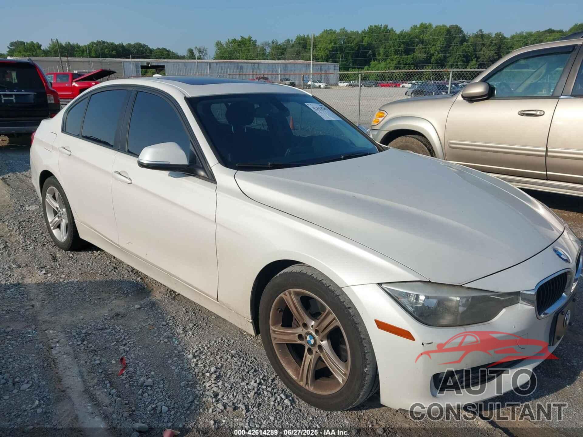BMW 328I 2013 - WBA3C1C50DK104383