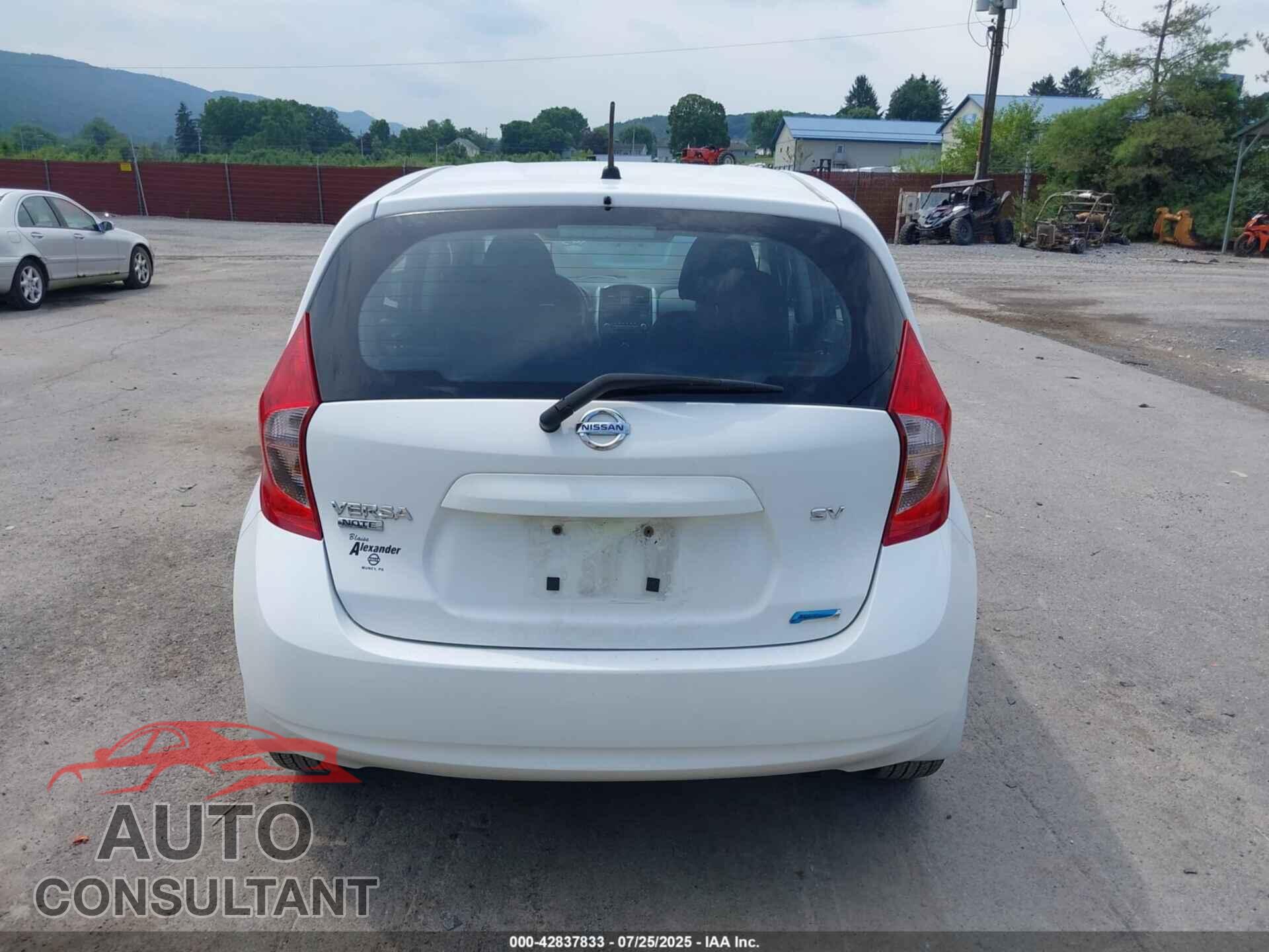 NISSAN VERSA NOTE 2015 - 3N1CE2CP2FL398541