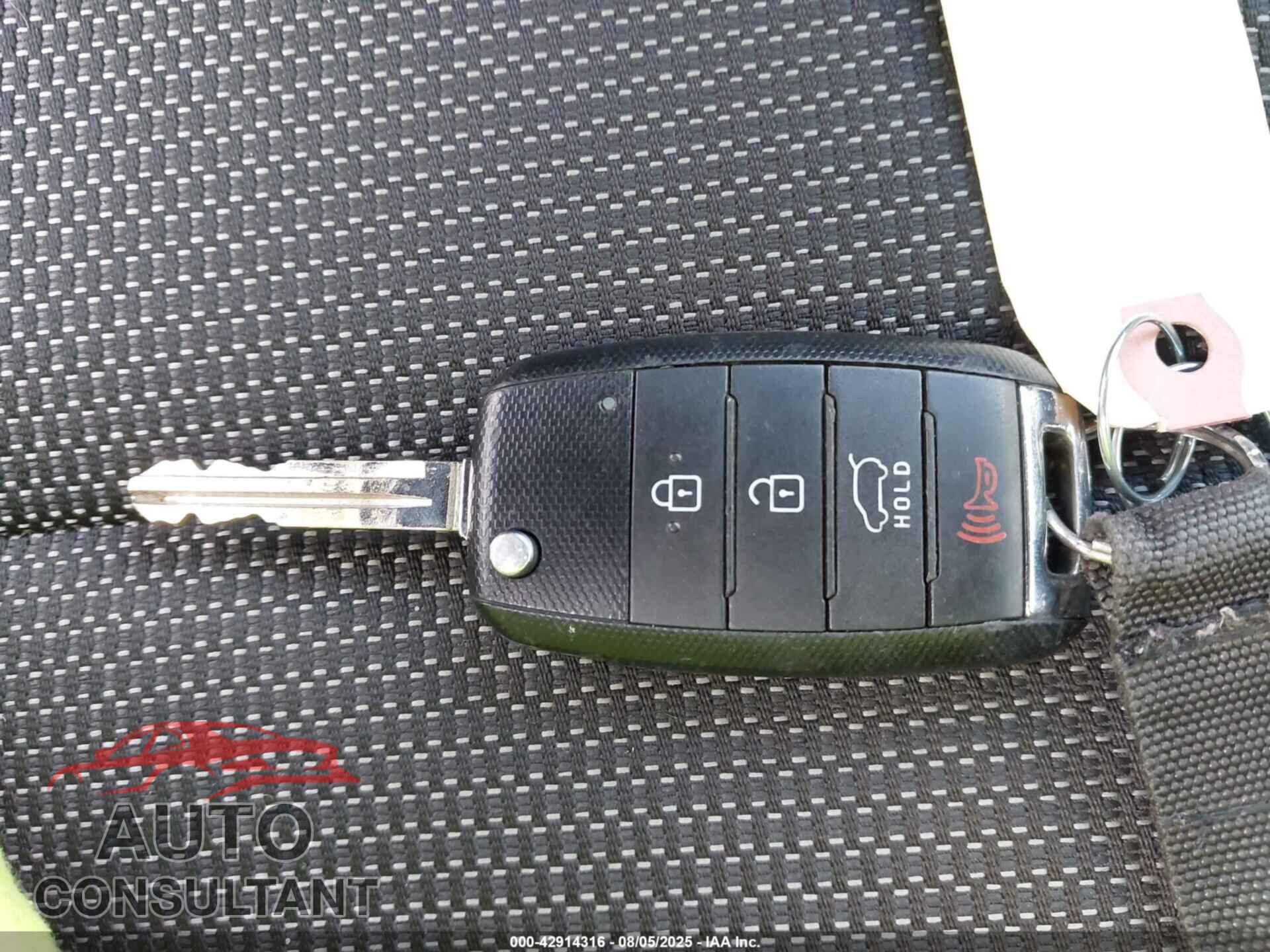 KIA FORTE 2017 - 3KPFK4A77HE160600