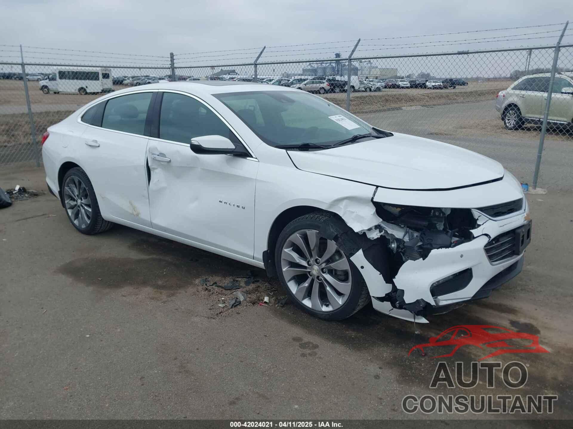 CHEVROLET MALIBU 2018 - 1G1ZE5SX8JF246804