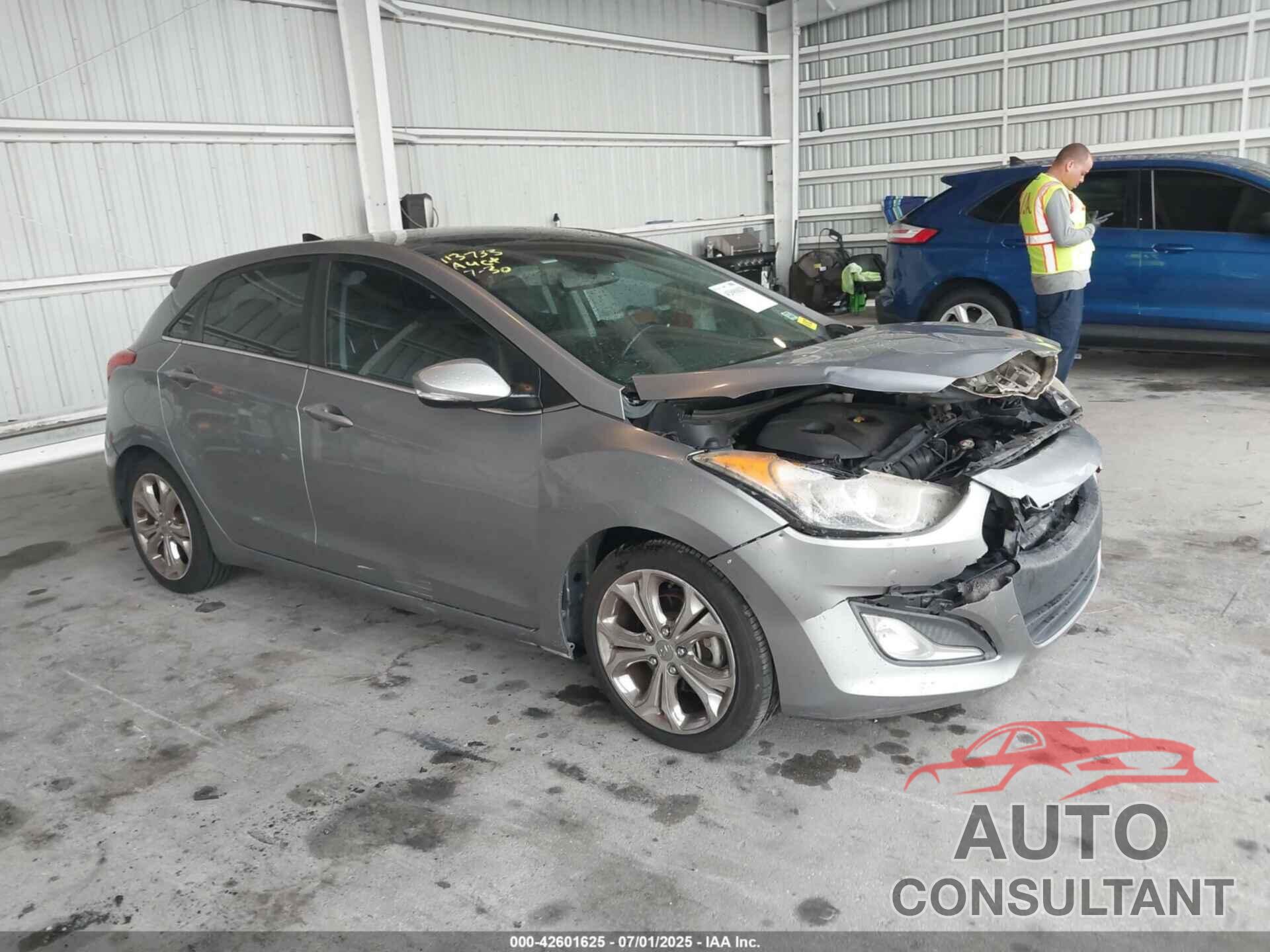 HYUNDAI ELANTRA GT 2013 - KMHD35LE4DU113733