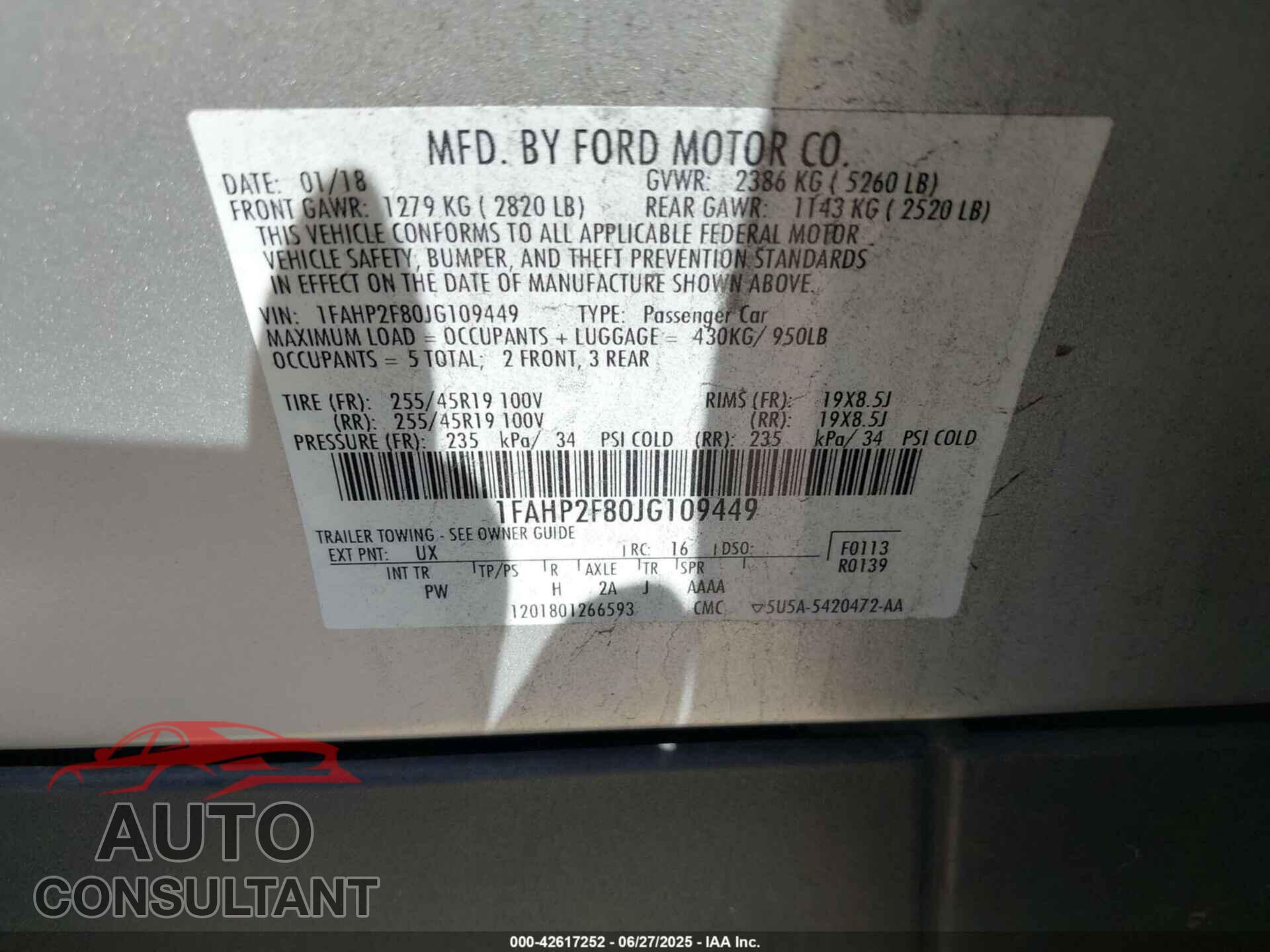 FORD TAURUS 2018 - 1FAHP2F80JG109449