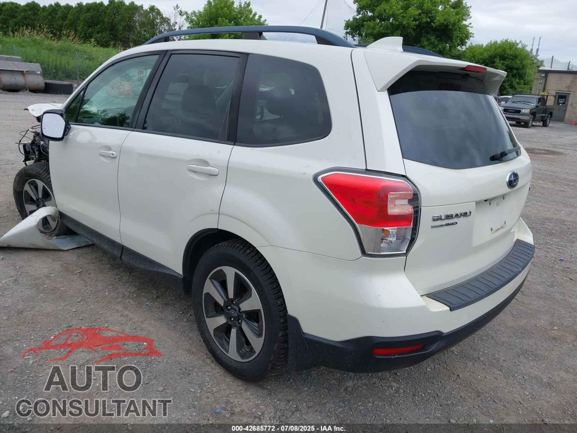 SUBARU FORESTER 2017 - JF2SJAGC8HH425427