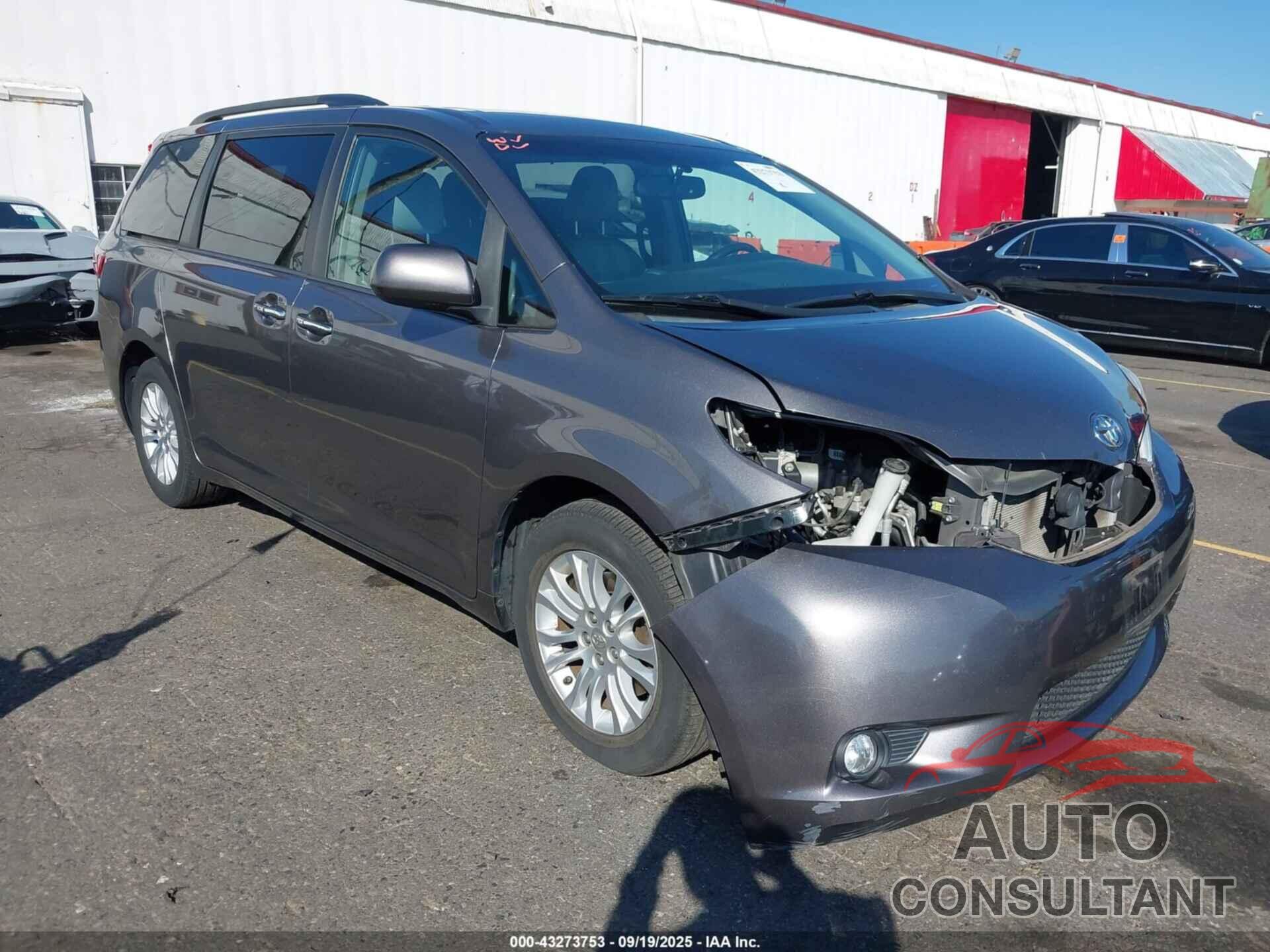 TOYOTA SIENNA 2015 - 5TDYK3DCXFS630195
