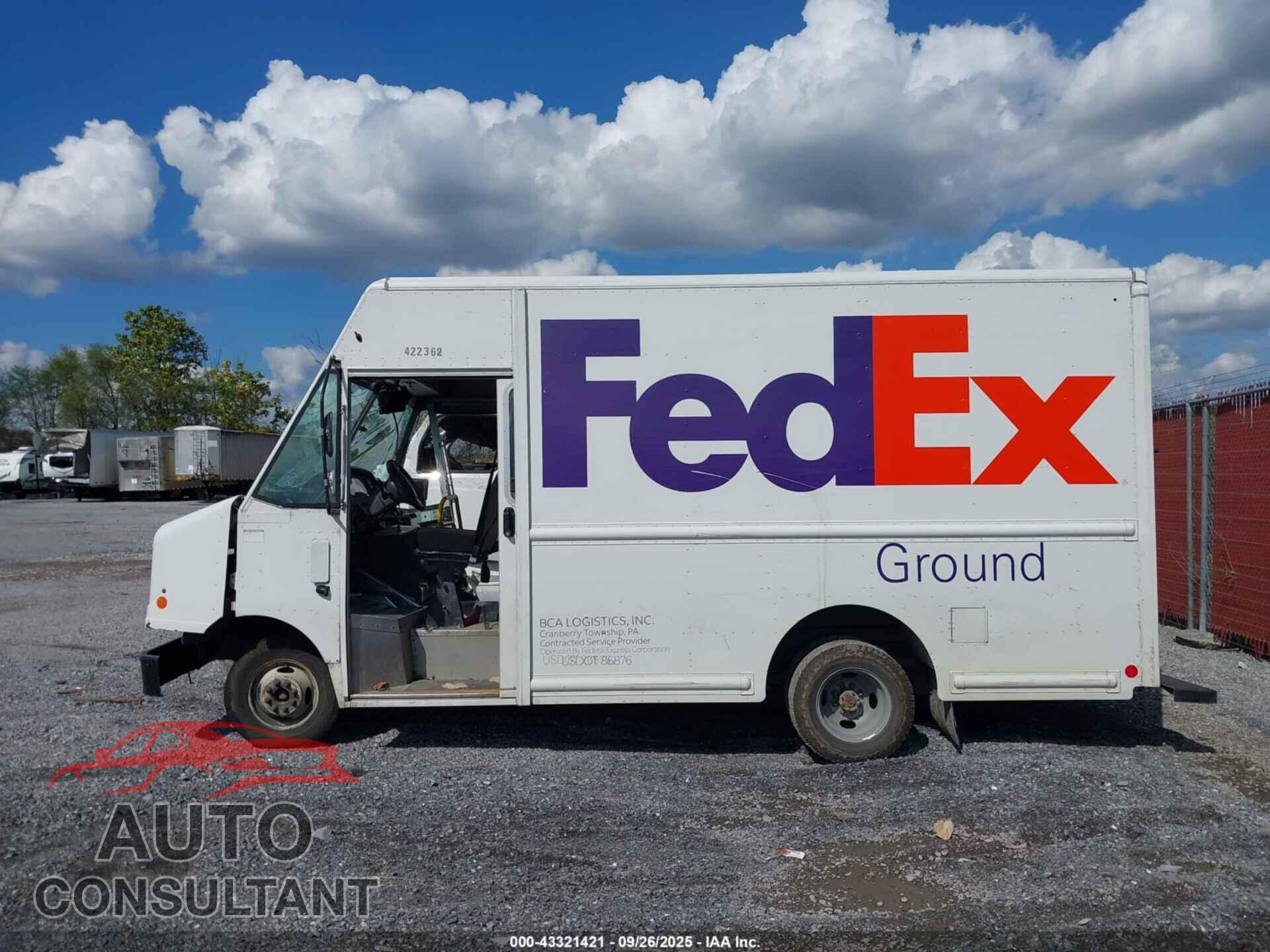 FORD E-350 STRIPPED 2017 - 1FC3E3K65HDC47844
